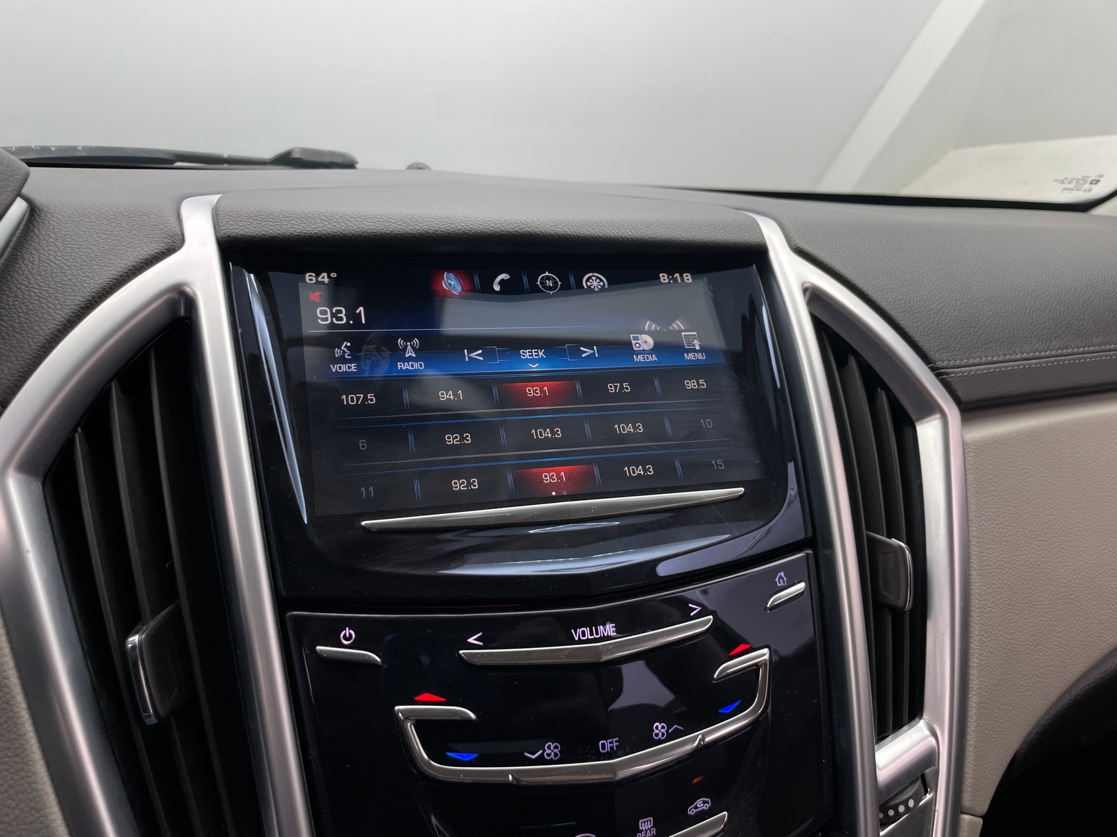 Thumbnail: 2015 Cadillac SRX - 3