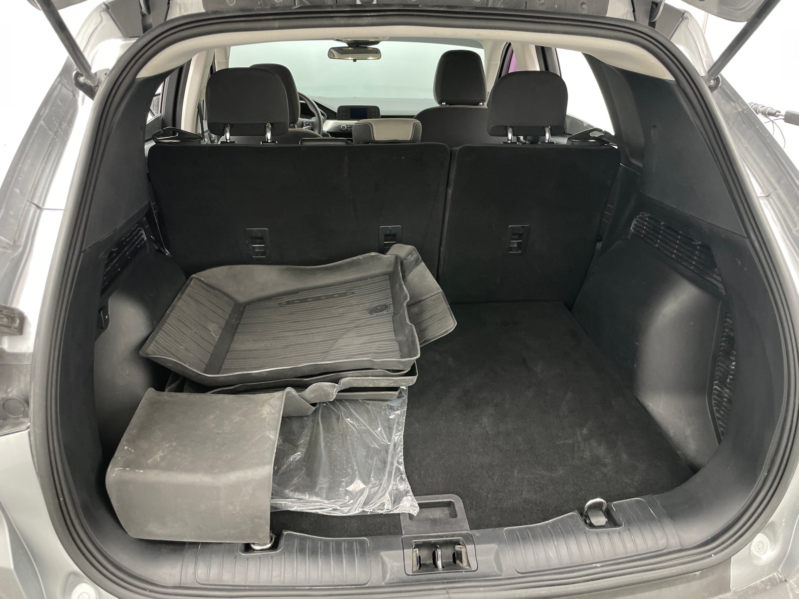 Thumbnail: 2021 Ford Escape - 7