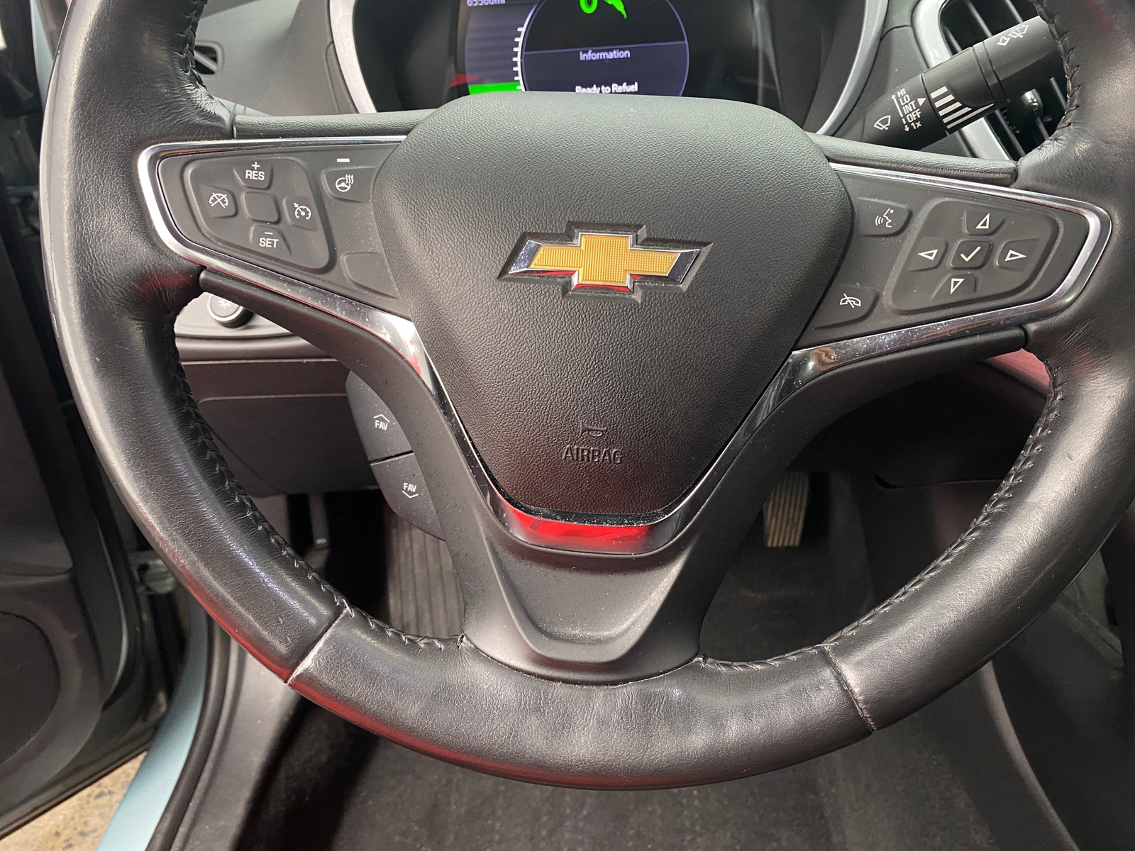 Thumbnail: 2019 Chevrolet Volt - 4