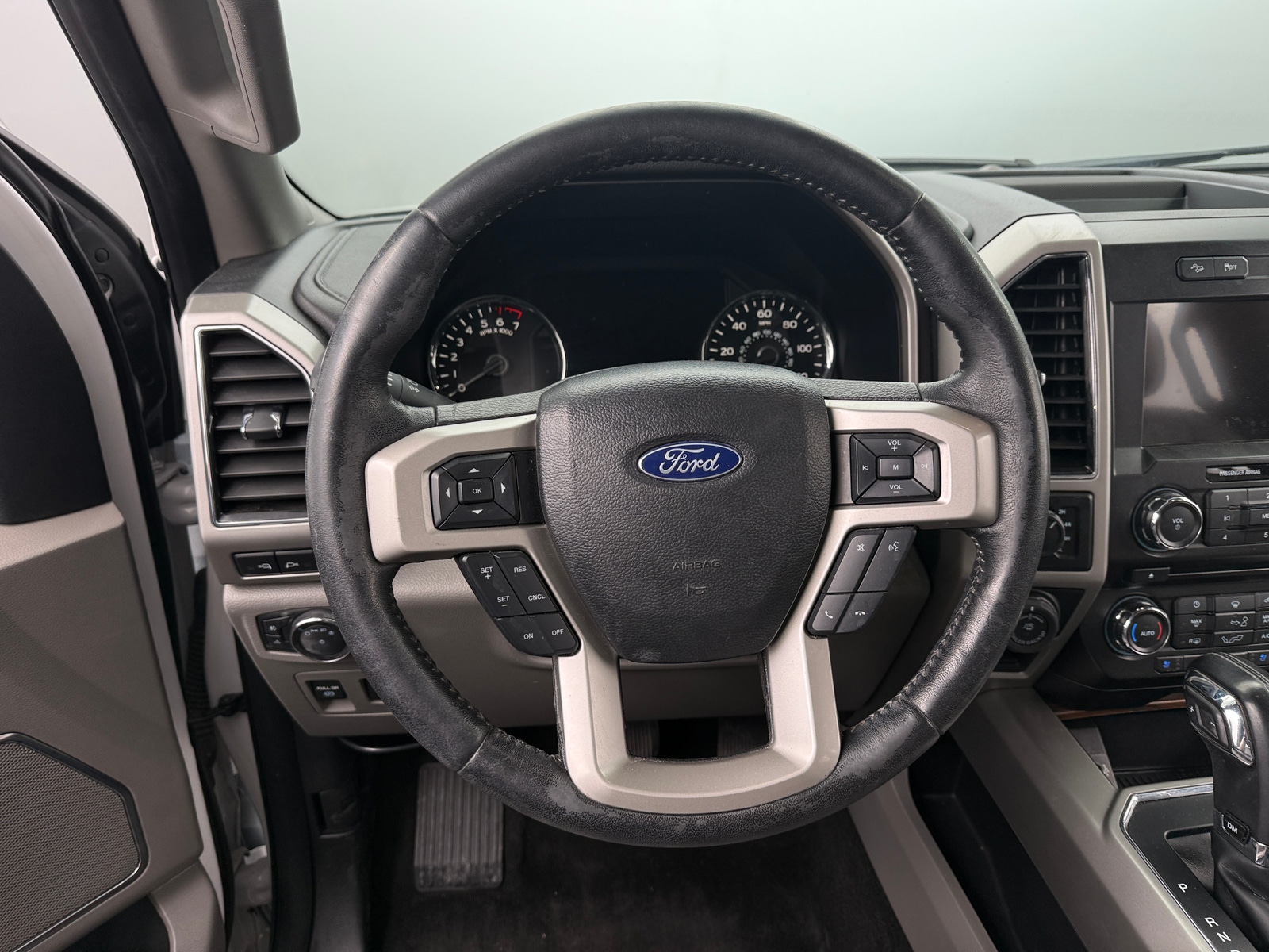 Thumbnail: 2018 Ford Econoline - 4