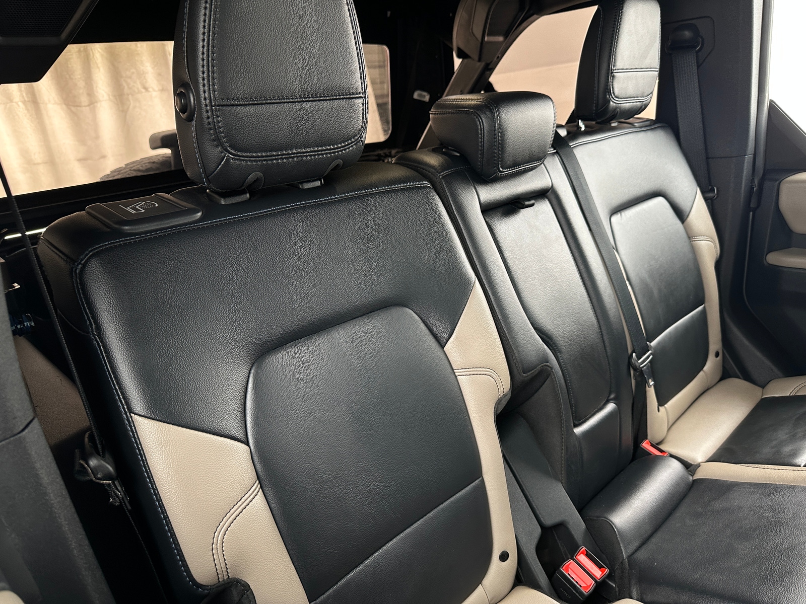 Thumbnail: 2023 Ford Bronco - 5