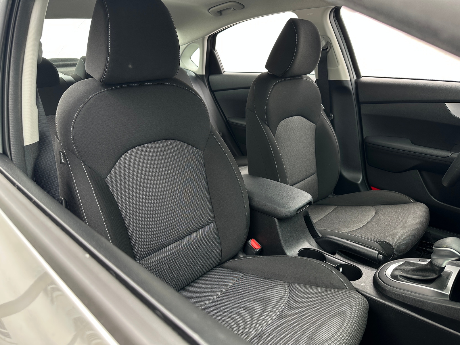 Thumbnail: 2022 Kia Forte - 2