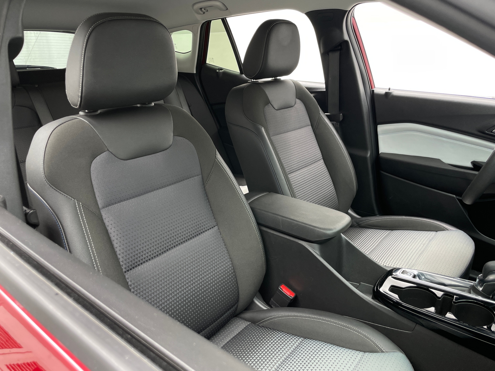 Thumbnail: 2025 Chevrolet Trax - 2