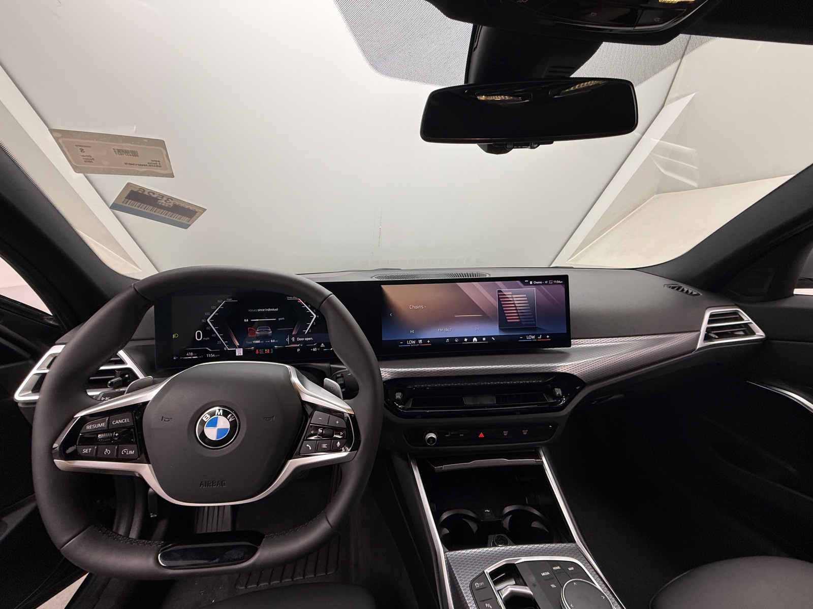 Thumbnail: 2025 BMW 3 Series - 2