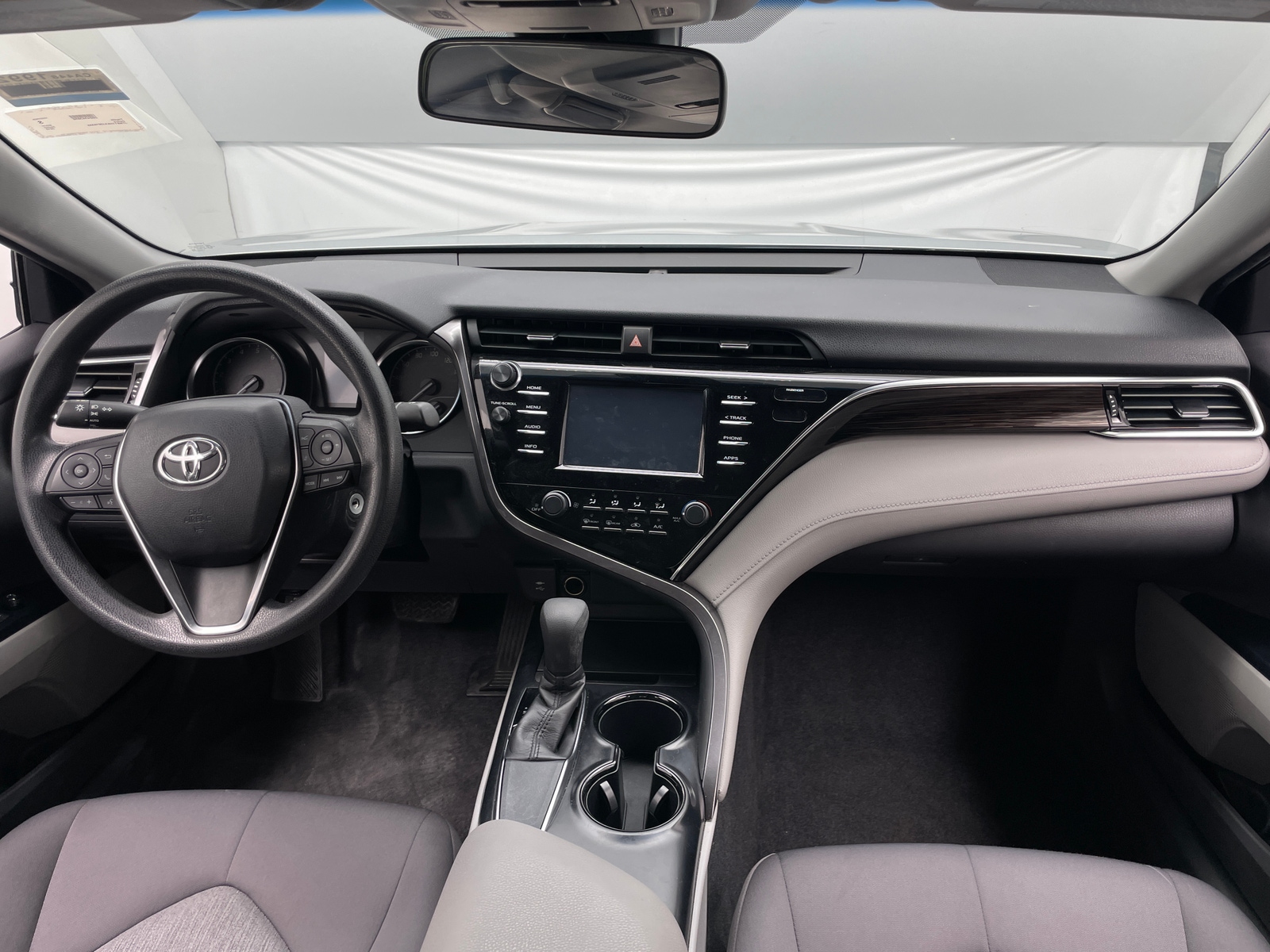 Thumbnail: 2018 Toyota Camry - 3