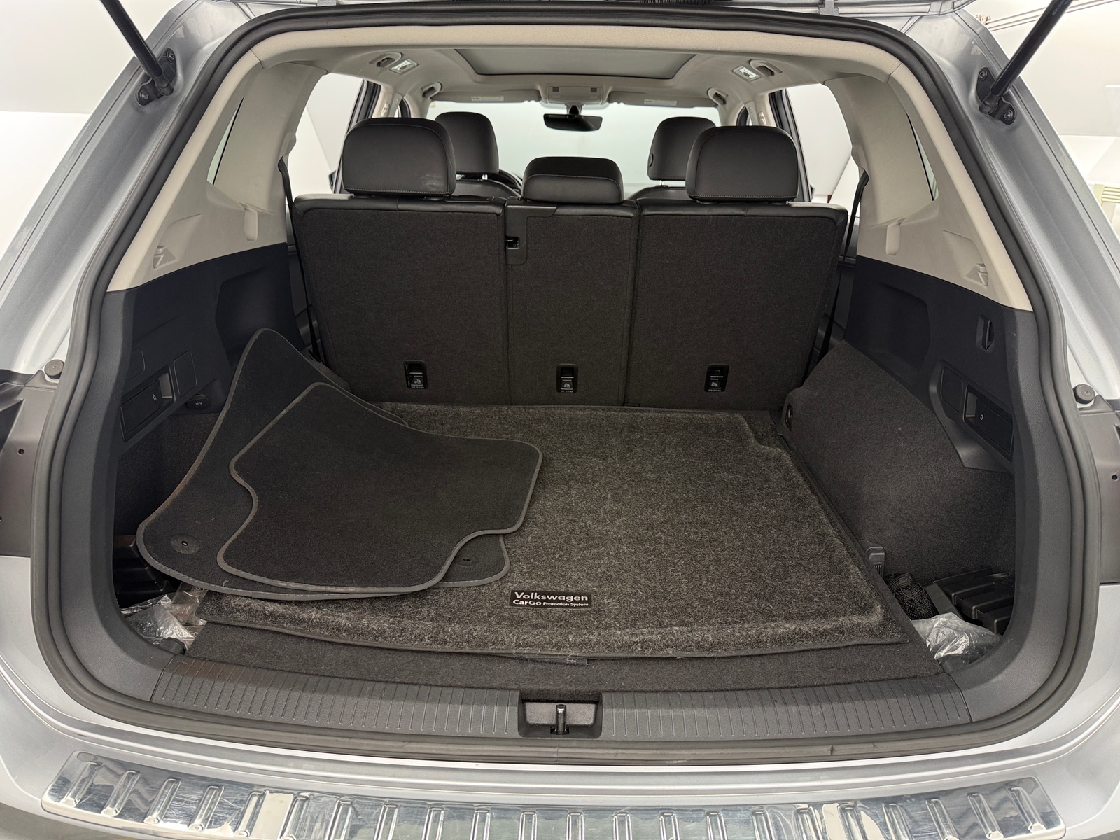 Thumbnail: 2019 Volkswagen Tiguan - 6