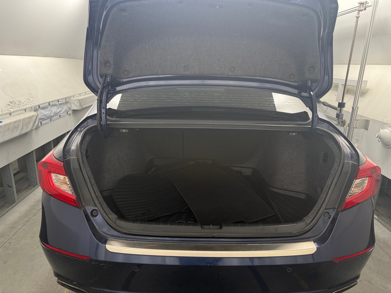 Thumbnail: 2018 Honda Accord - 6