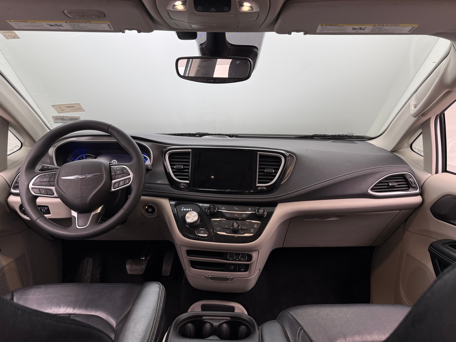 Thumbnail: 2022 Chrysler Pacifica - 2