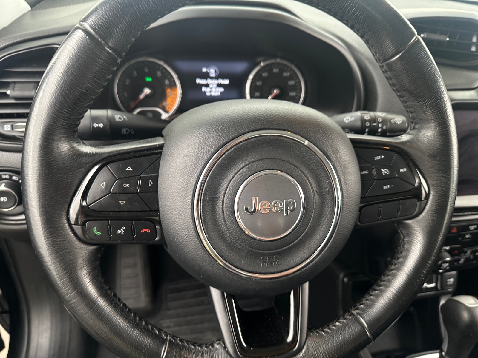 Thumbnail: 2018 Jeep Renegade - 5