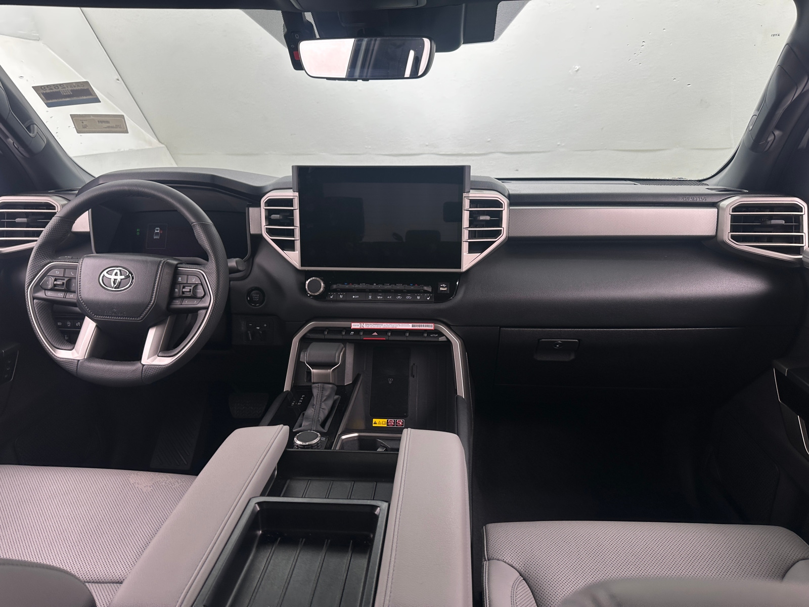 Thumbnail: 2025 Toyota Tundra - 2