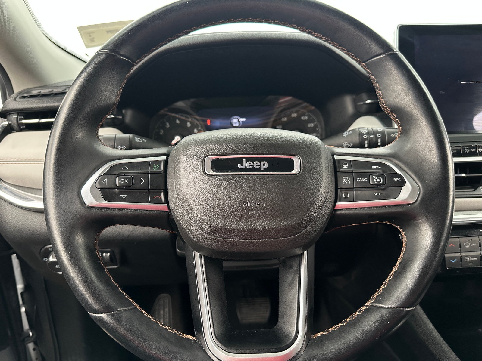 Thumbnail: 2022 Jeep Compass - 4