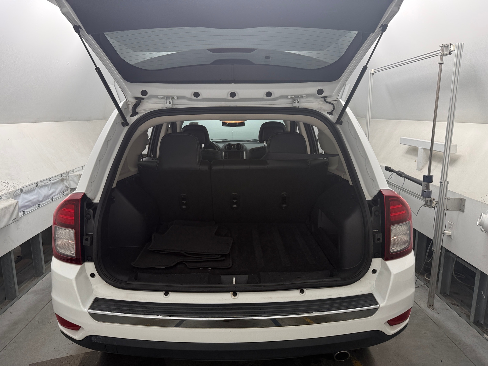 Thumbnail: 2016 Jeep Compass - 6