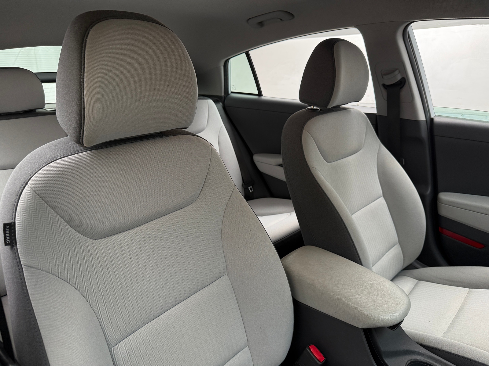 Thumbnail: 2021 Hyundai Ioniq - 2