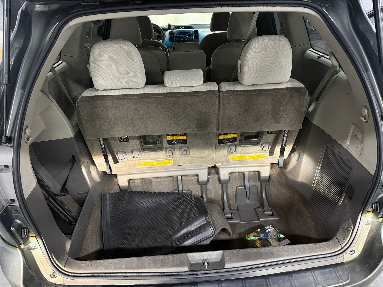 Thumbnail: 2014 Toyota Sienna - 7