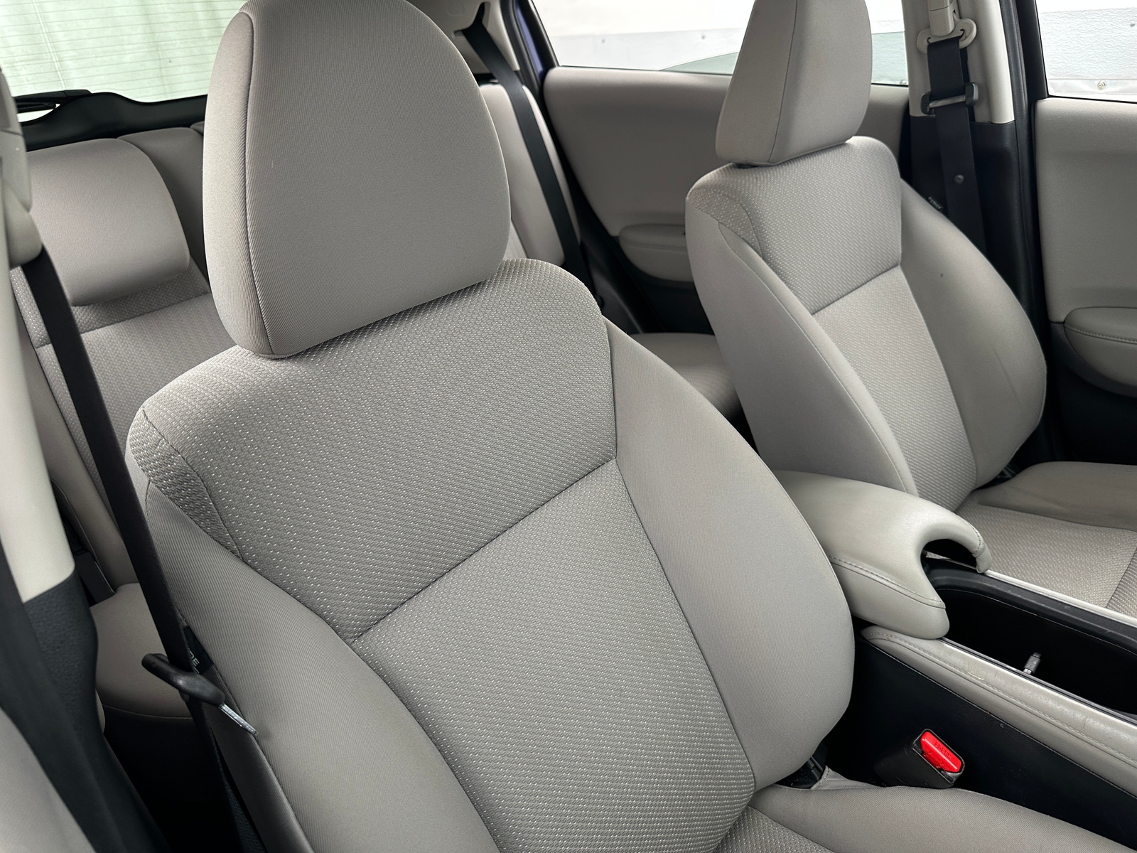 Thumbnail: 2017 Honda HR-V - 2