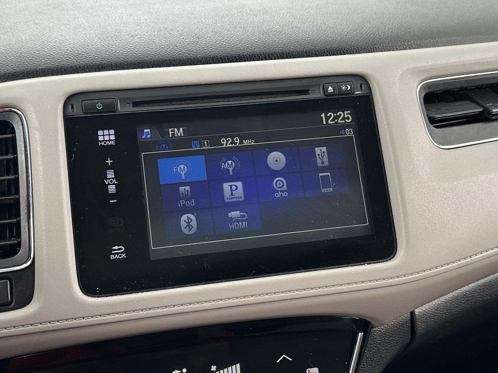 Thumbnail: 2017 Honda HR-V - 4