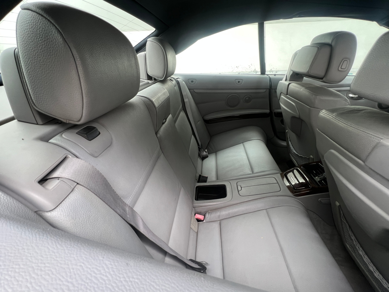 Thumbnail: 2011 BMW 3 Series - 6