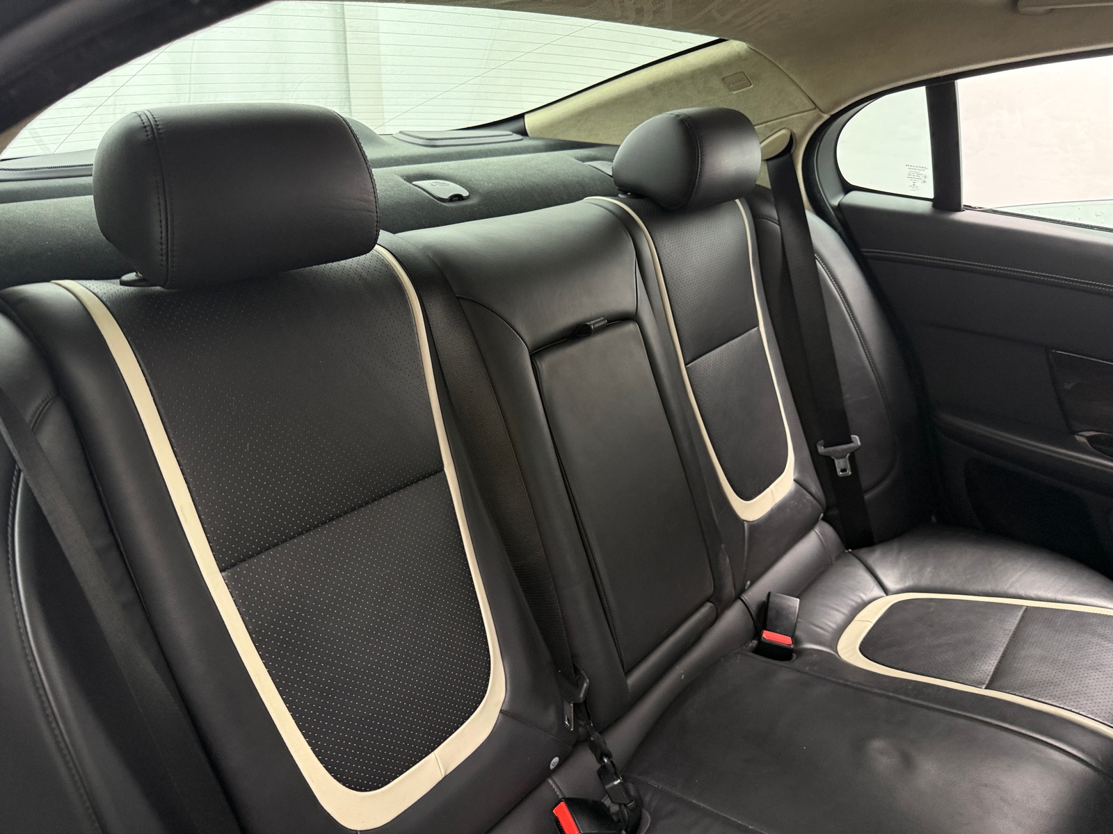 Thumbnail: 2015 Jaguar XF - 5