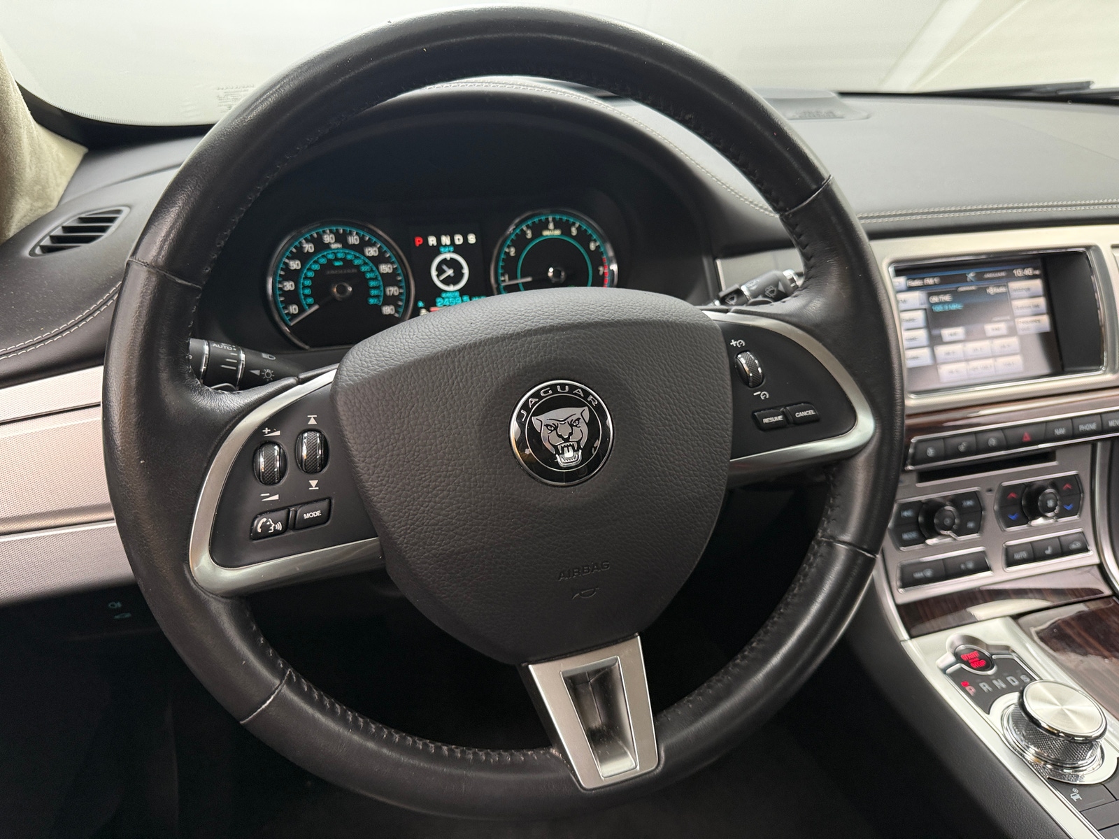 Thumbnail: 2015 Jaguar XF - 4