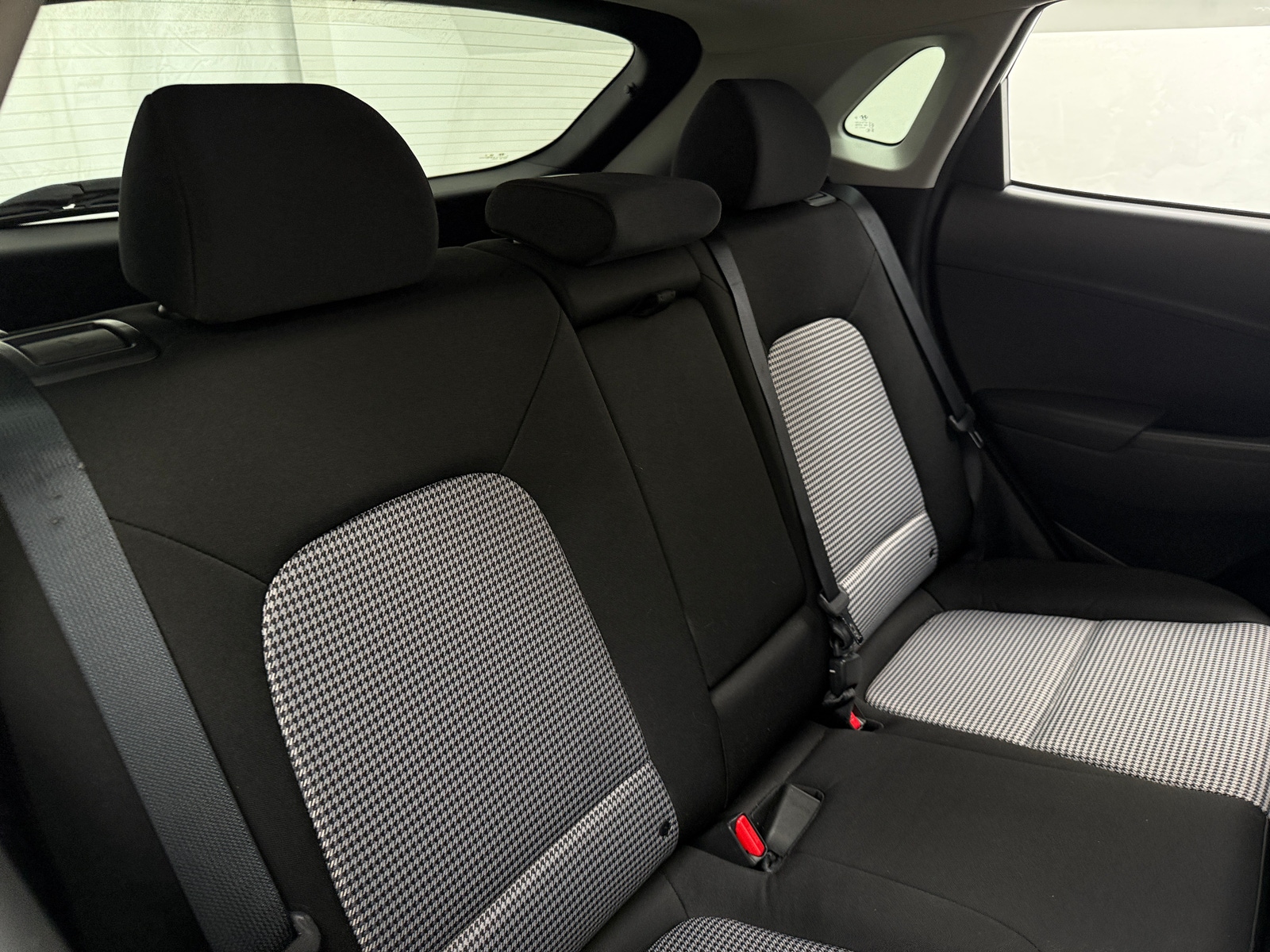 Thumbnail: 2021 Hyundai Kona - 6