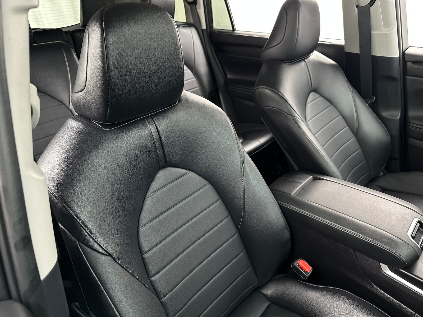 Thumbnail: 2025 Toyota Highlander - 2