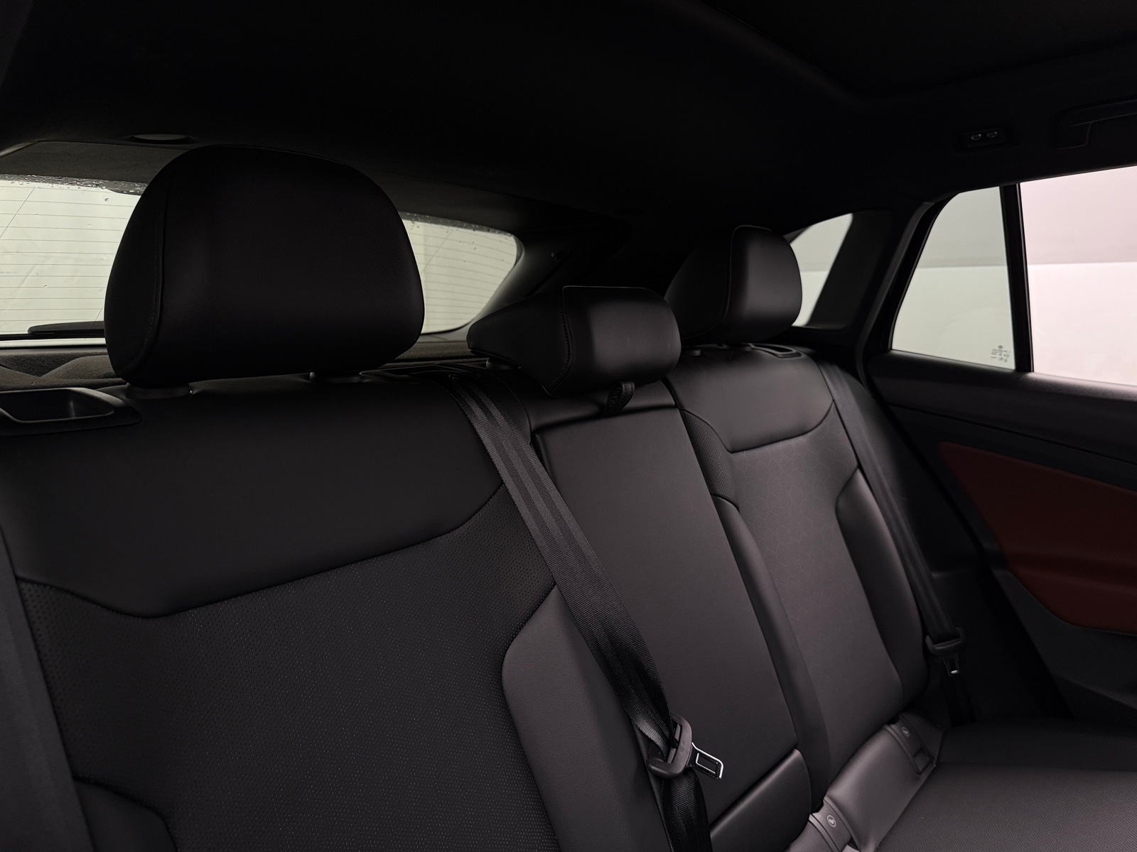 Thumbnail: 2021 Volkswagen ID.4 - 5