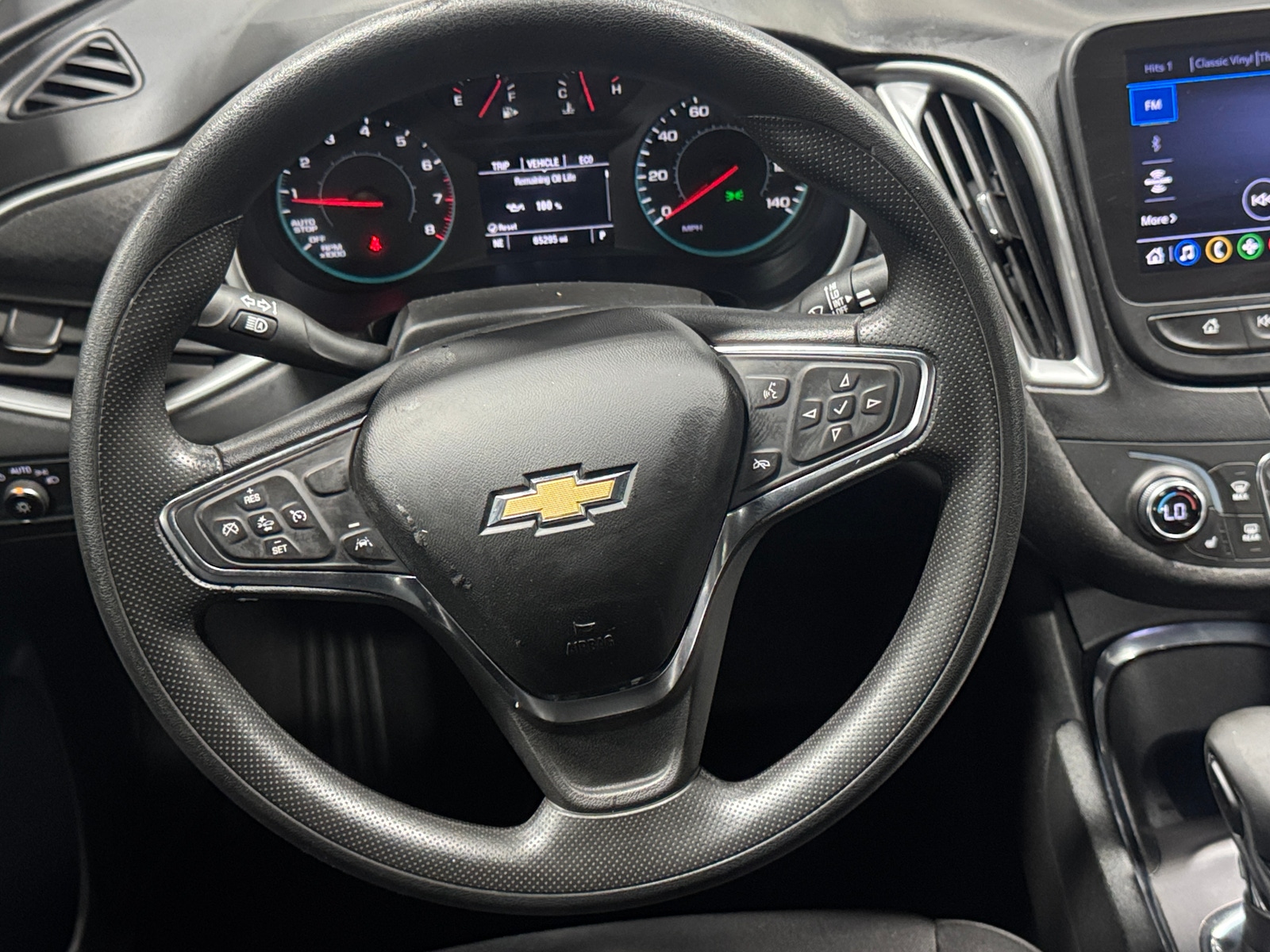 Thumbnail: 2023 Chevrolet Malibu - 5