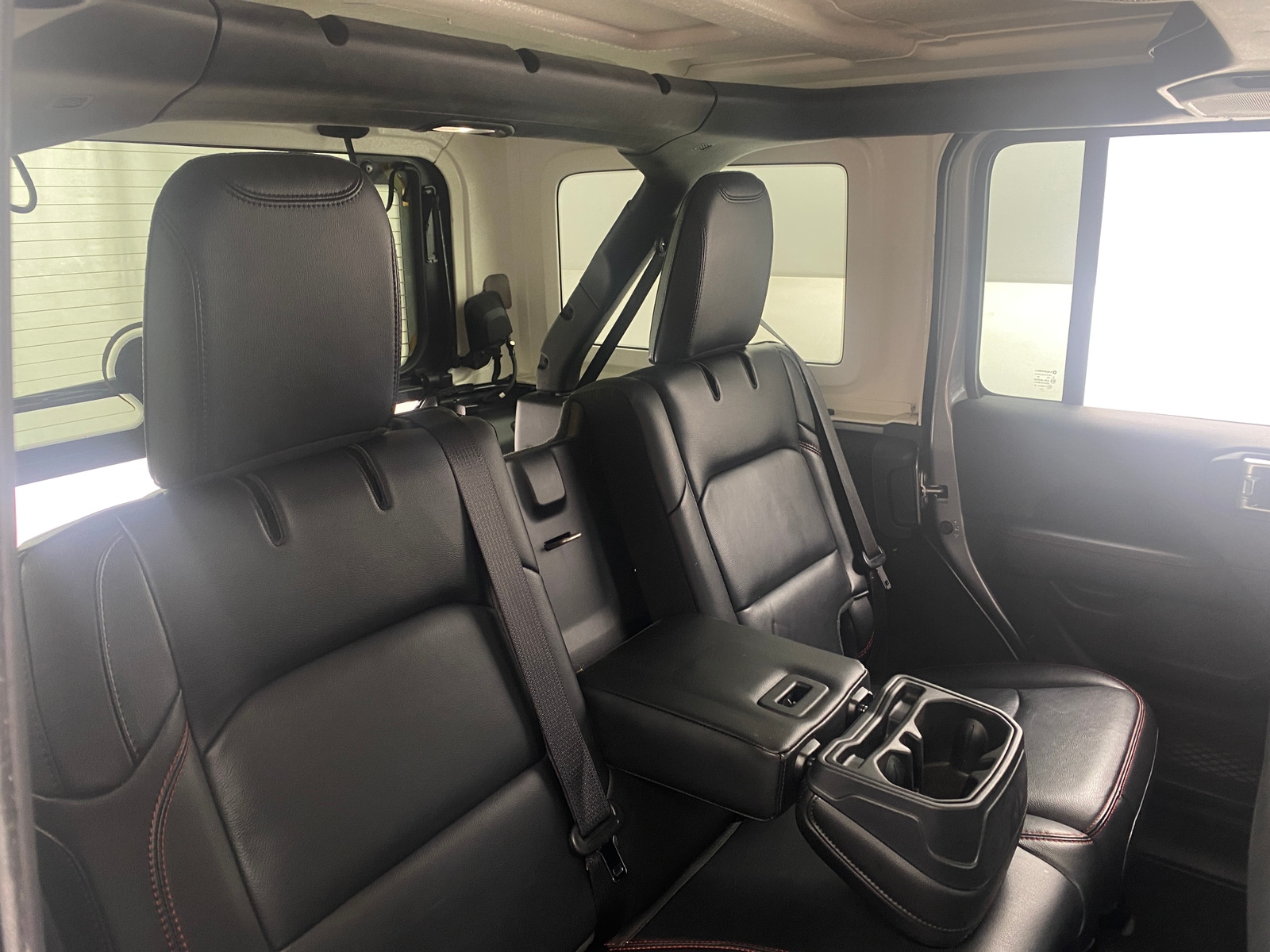 Thumbnail: 2020 Jeep Wrangler - 5