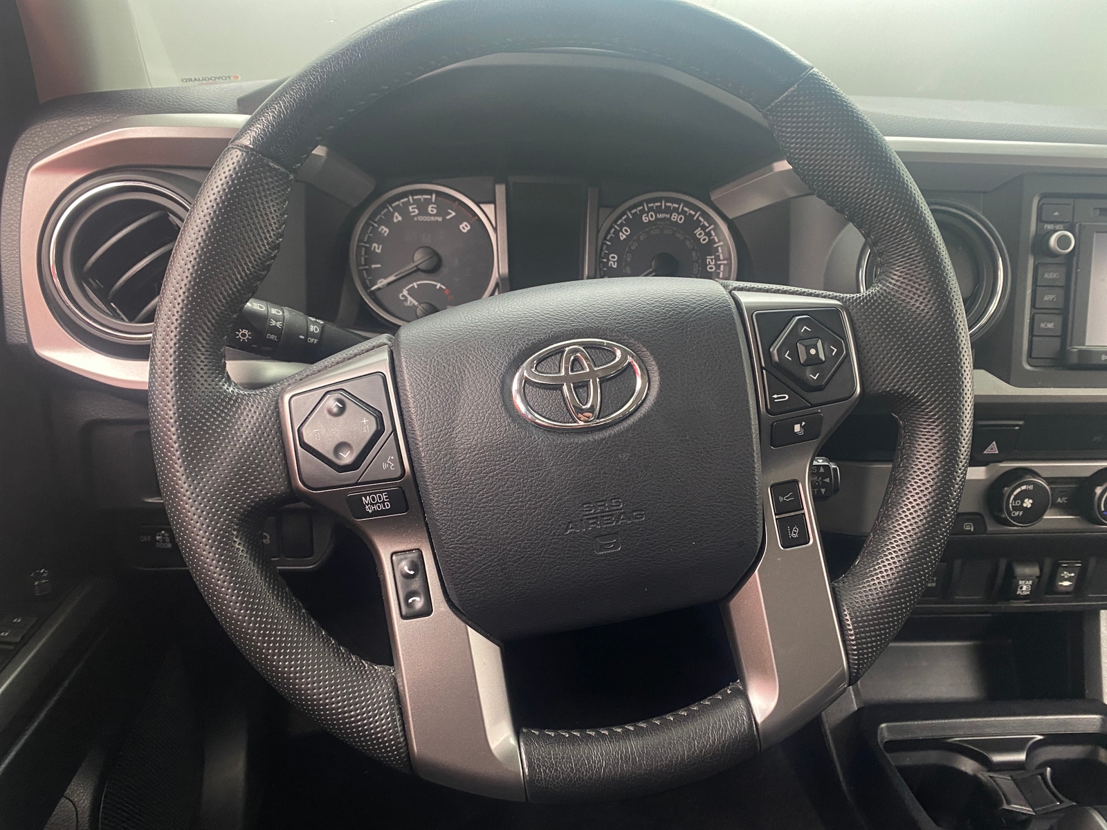 Thumbnail: 2019 Toyota Tacoma - 5