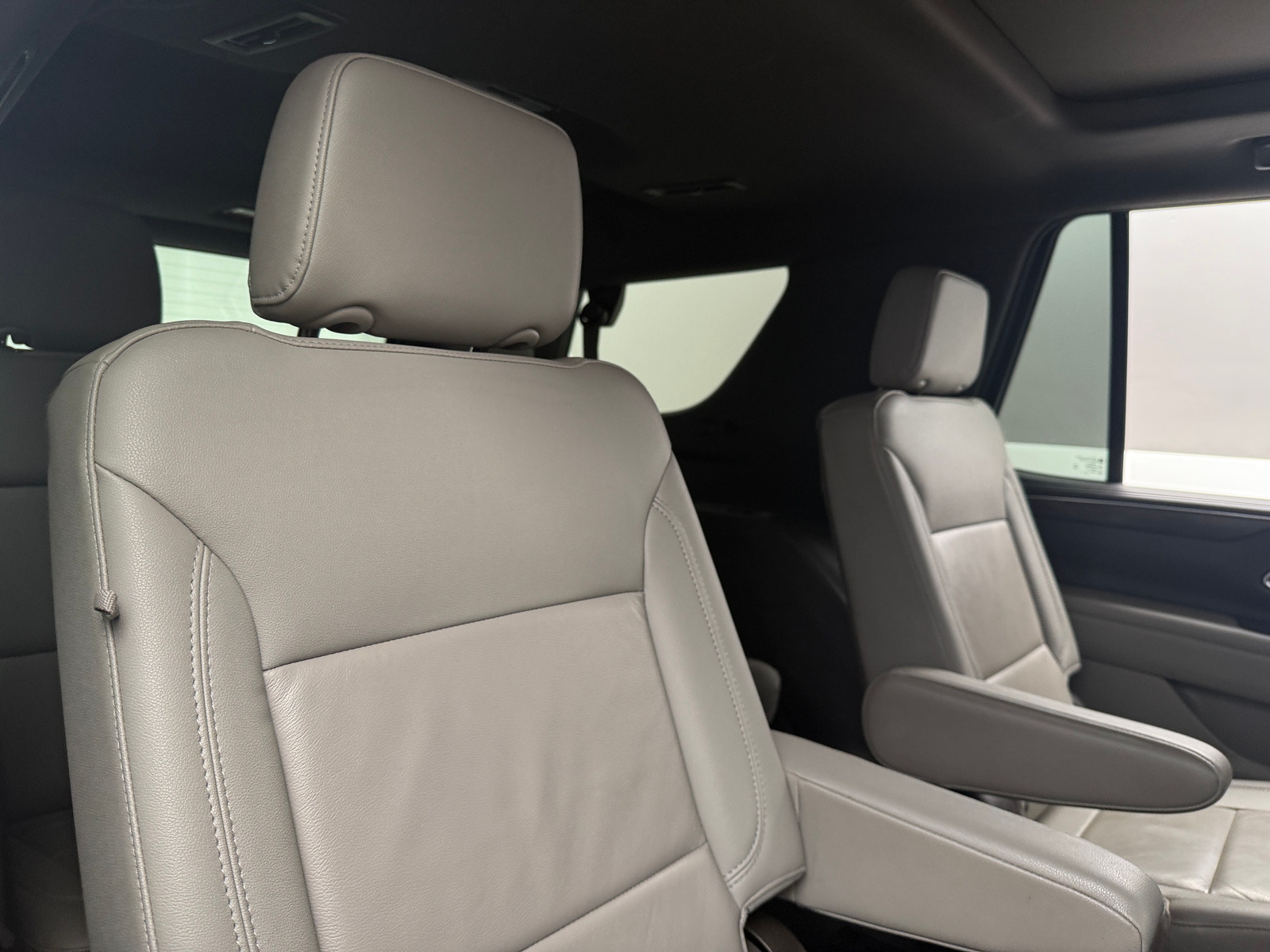 Thumbnail: 2021 Chevrolet Tahoe - 5