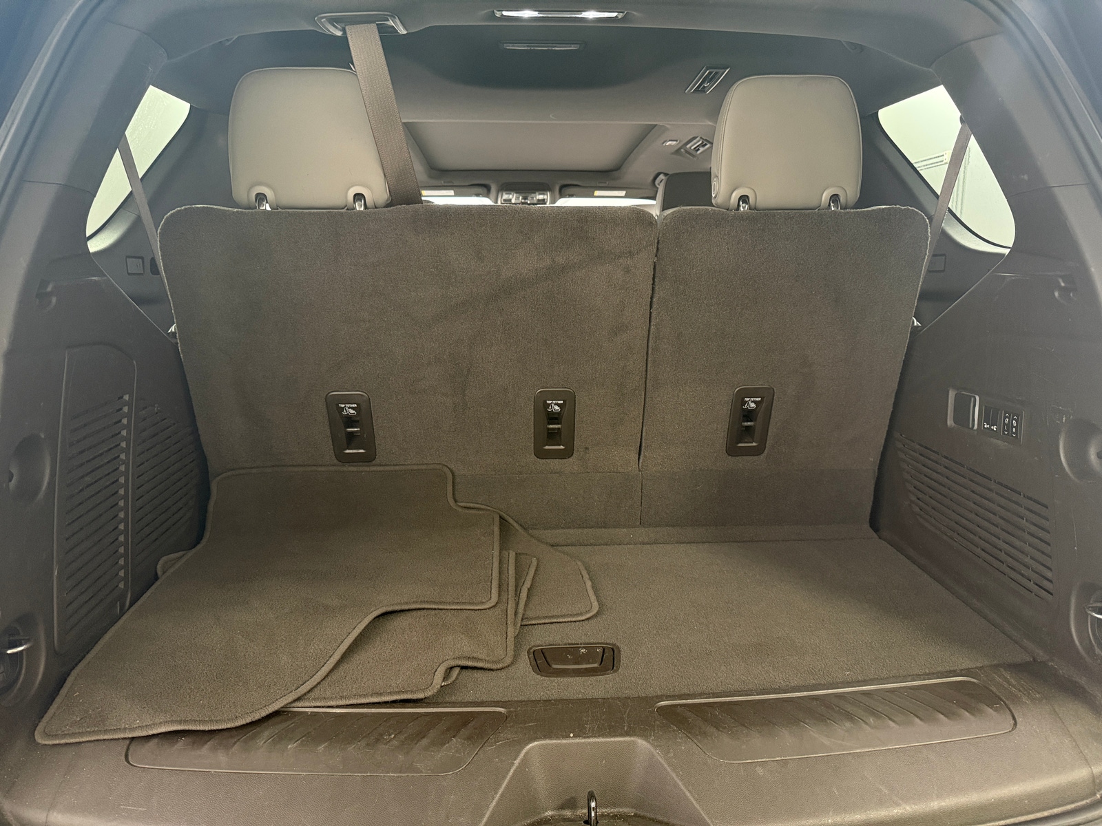 Thumbnail: 2021 Chevrolet Tahoe - 6