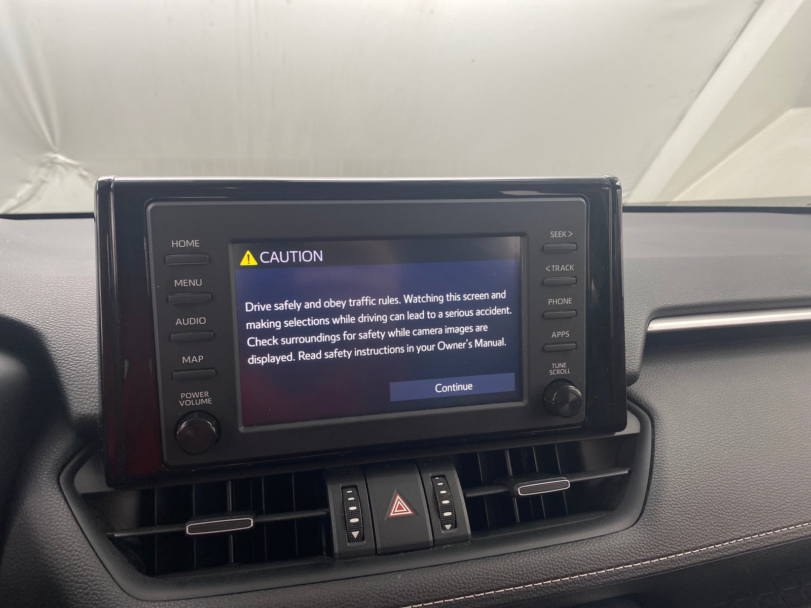 Thumbnail: 2019 Toyota RAV4 - 3