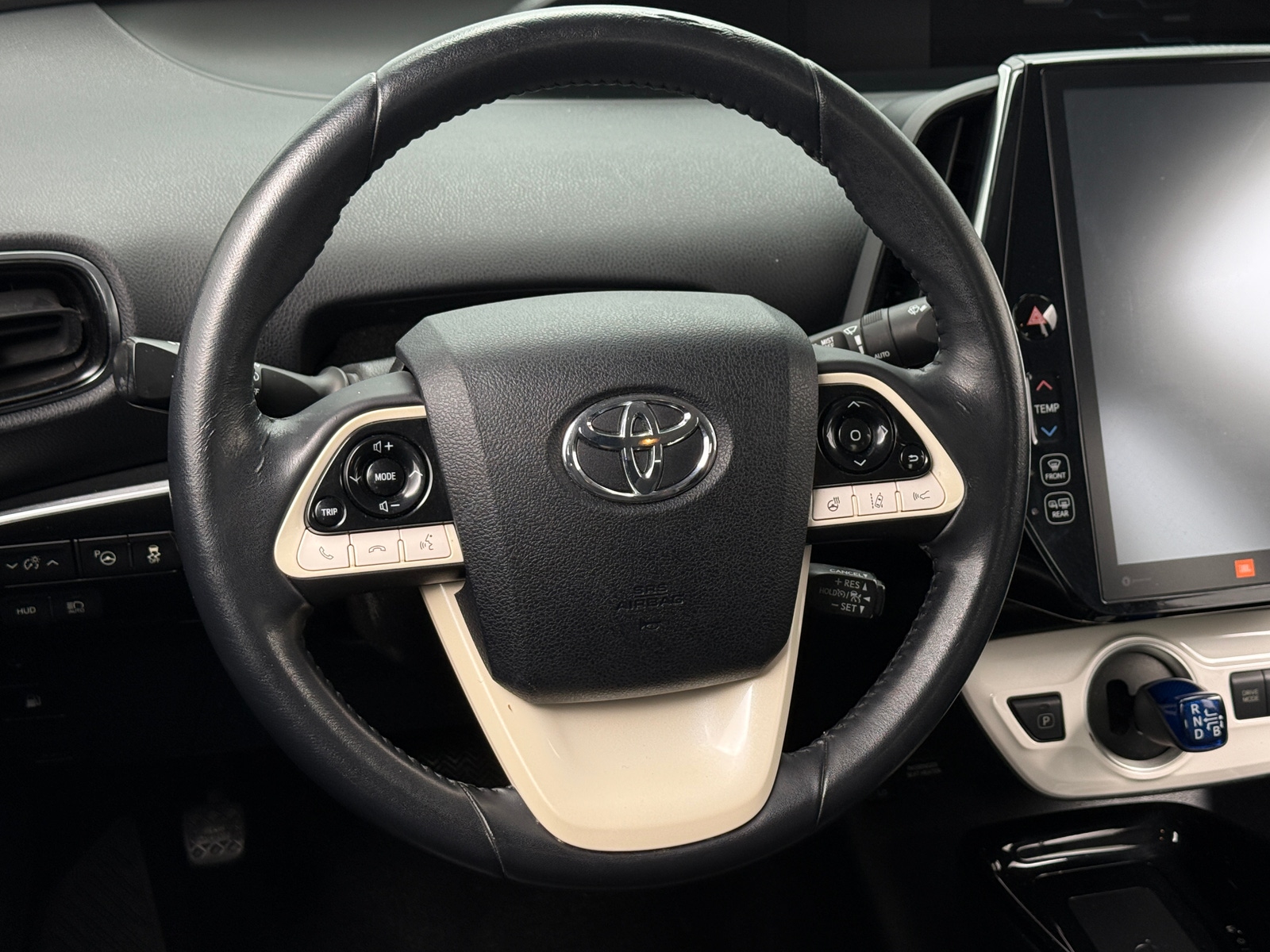 Thumbnail: 2018 Toyota Prius Prime - 4