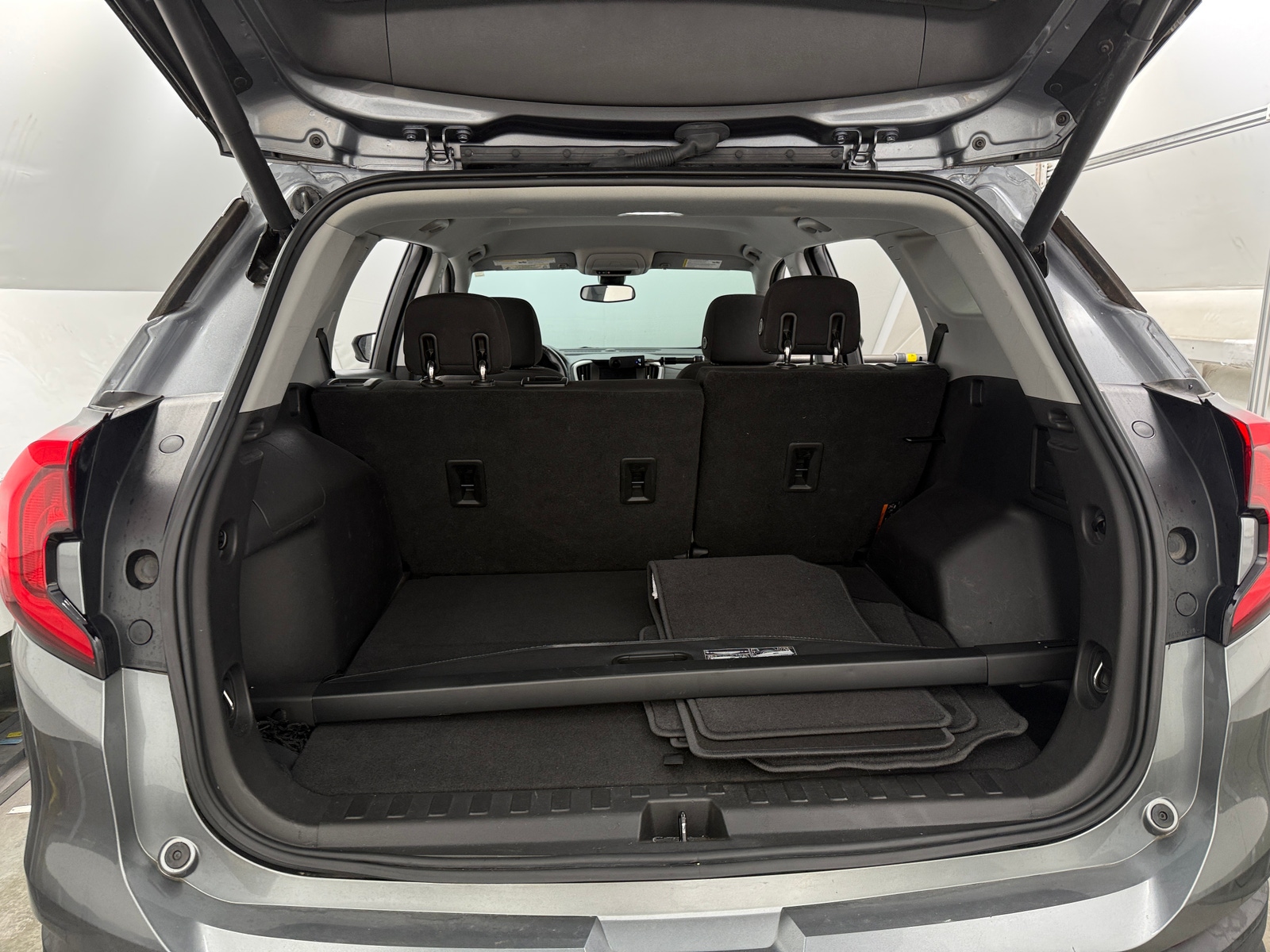 Thumbnail: 2020 GMC Terrain - 7