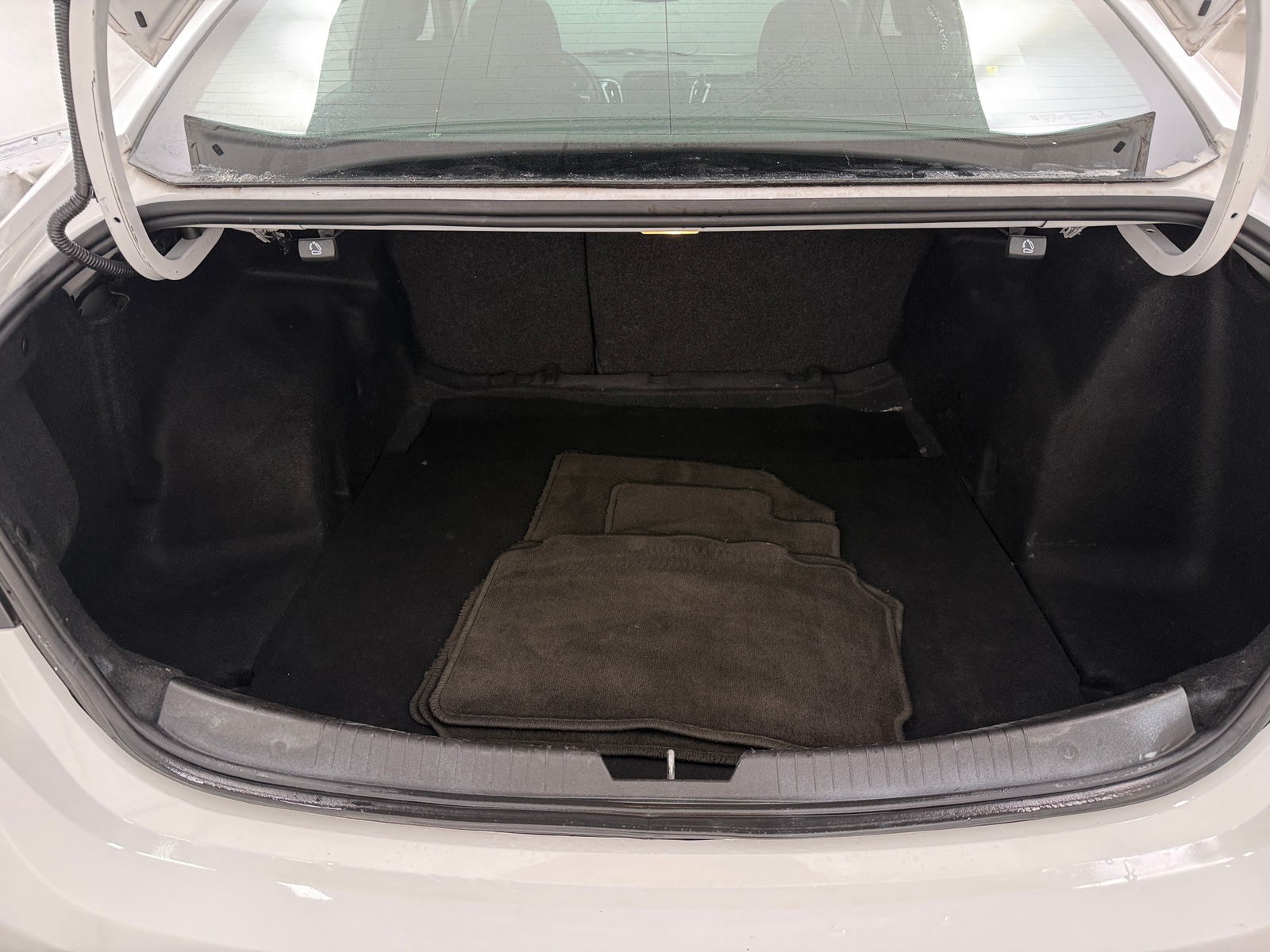 Thumbnail: 2016 Chevrolet Malibu - 7