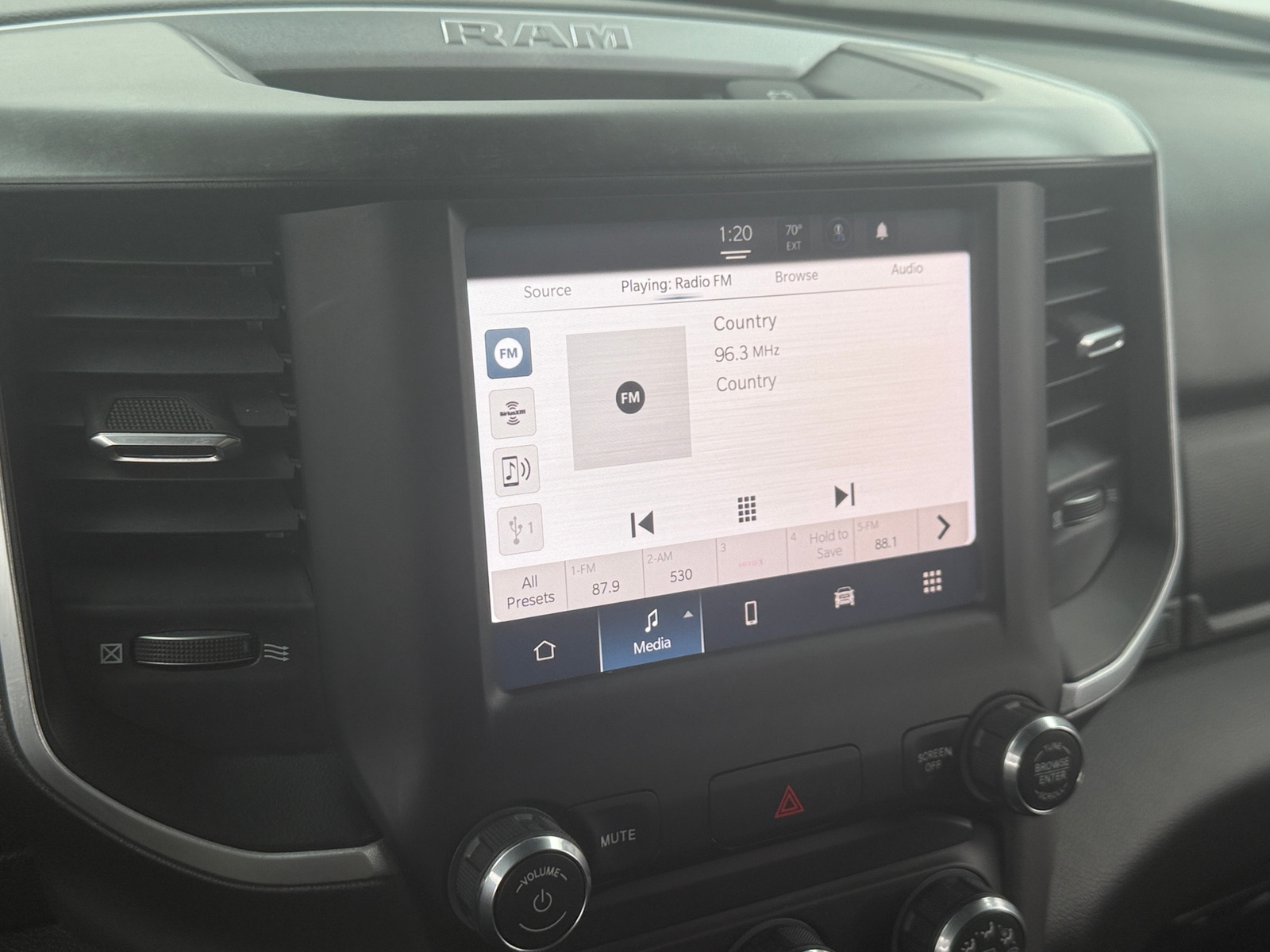 Thumbnail: 2022 RAM 1500 - 4