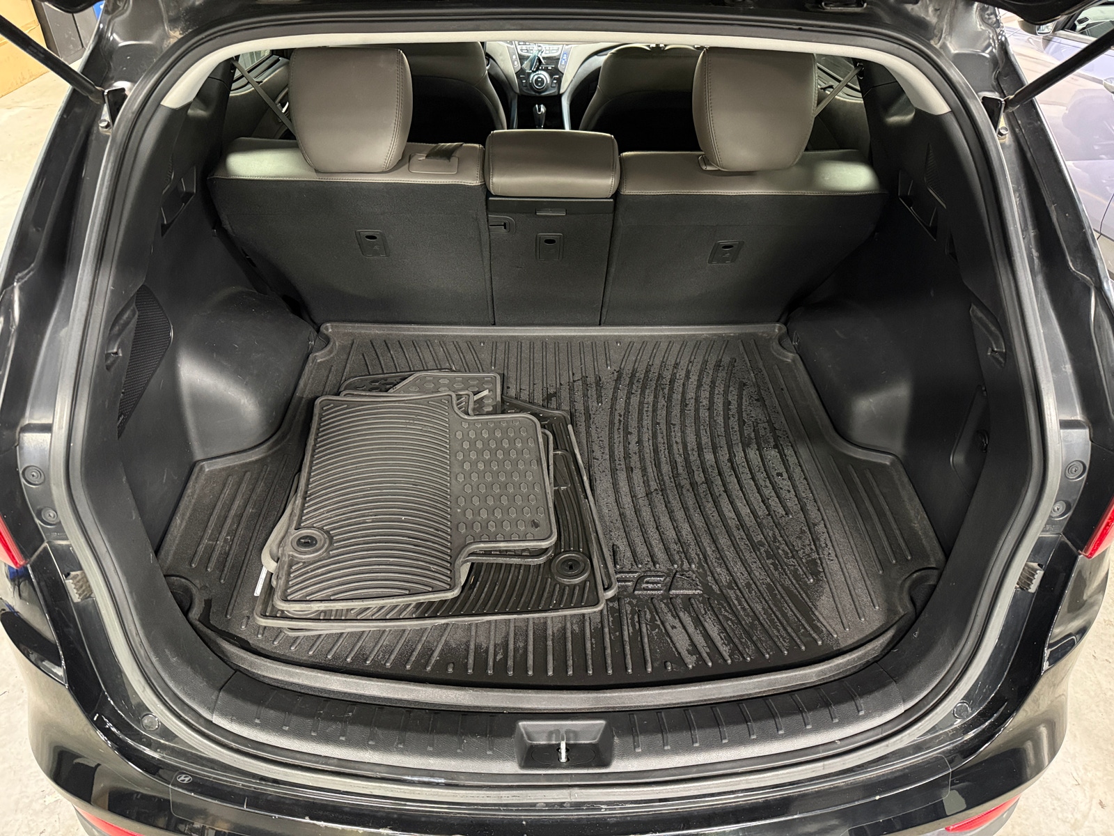 Thumbnail: 2014 Hyundai Santa Fe - 6