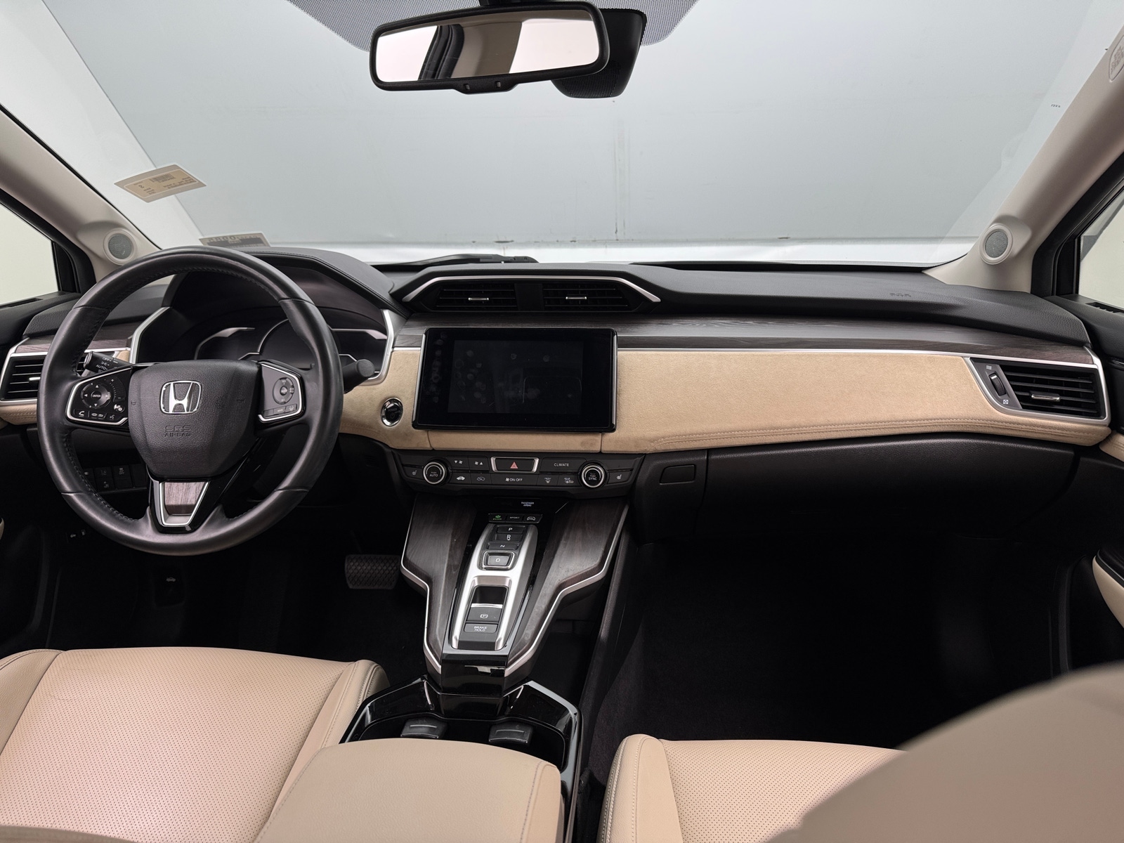 Thumbnail: 2019 Honda Clarity - 2