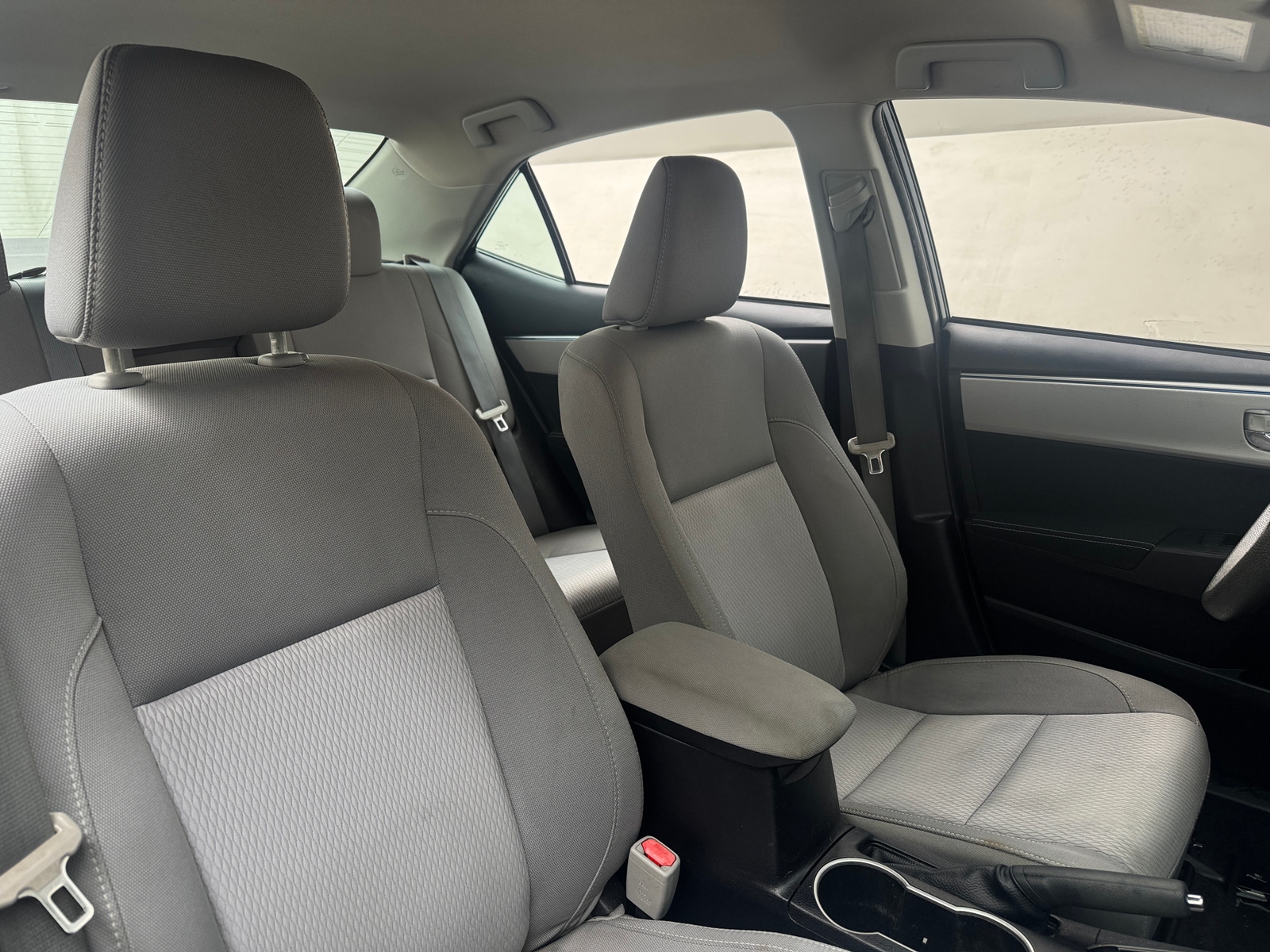 Thumbnail: 2015 Toyota Corolla - 2