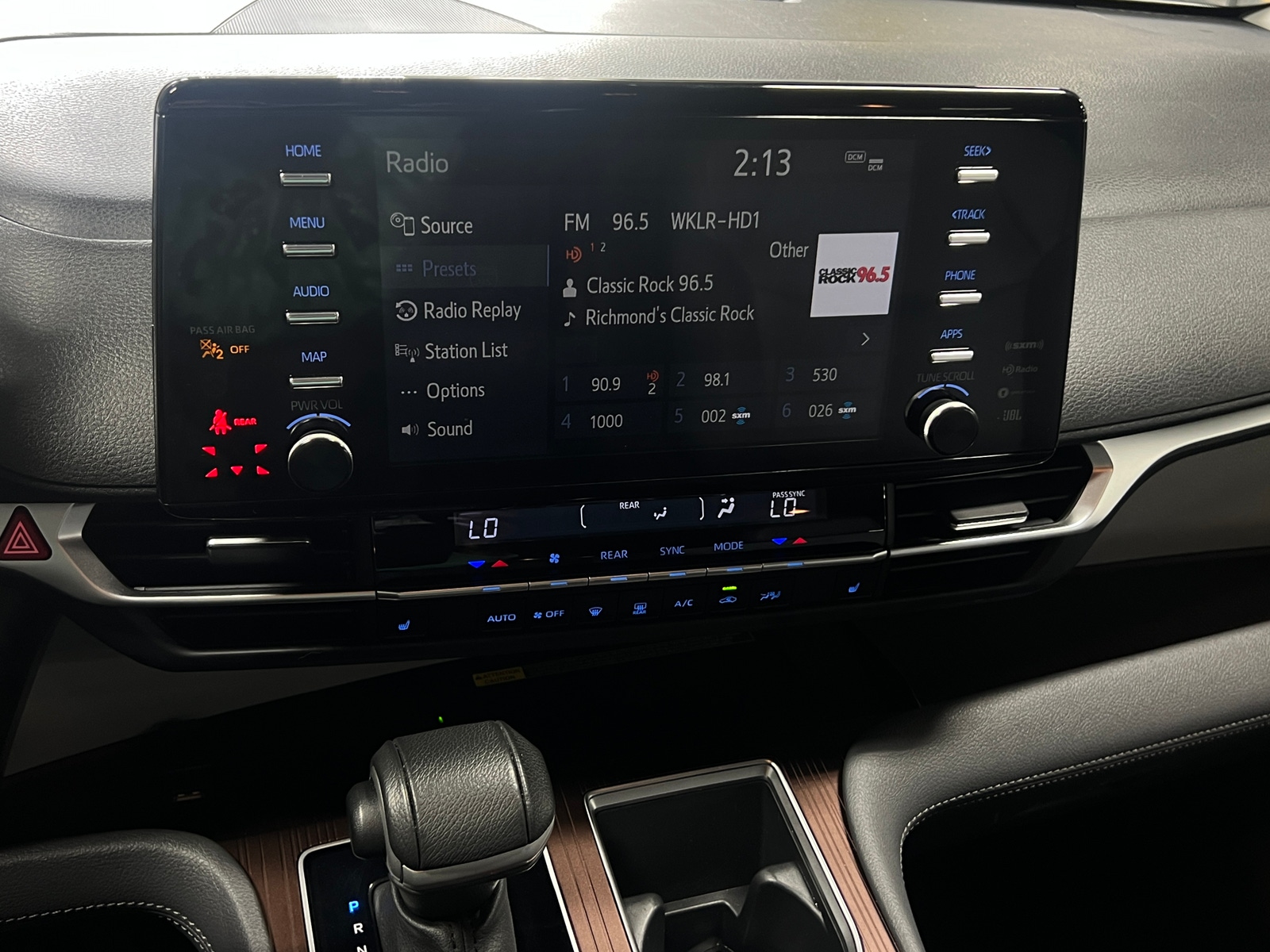 Thumbnail: 2023 Toyota Sienna - 3