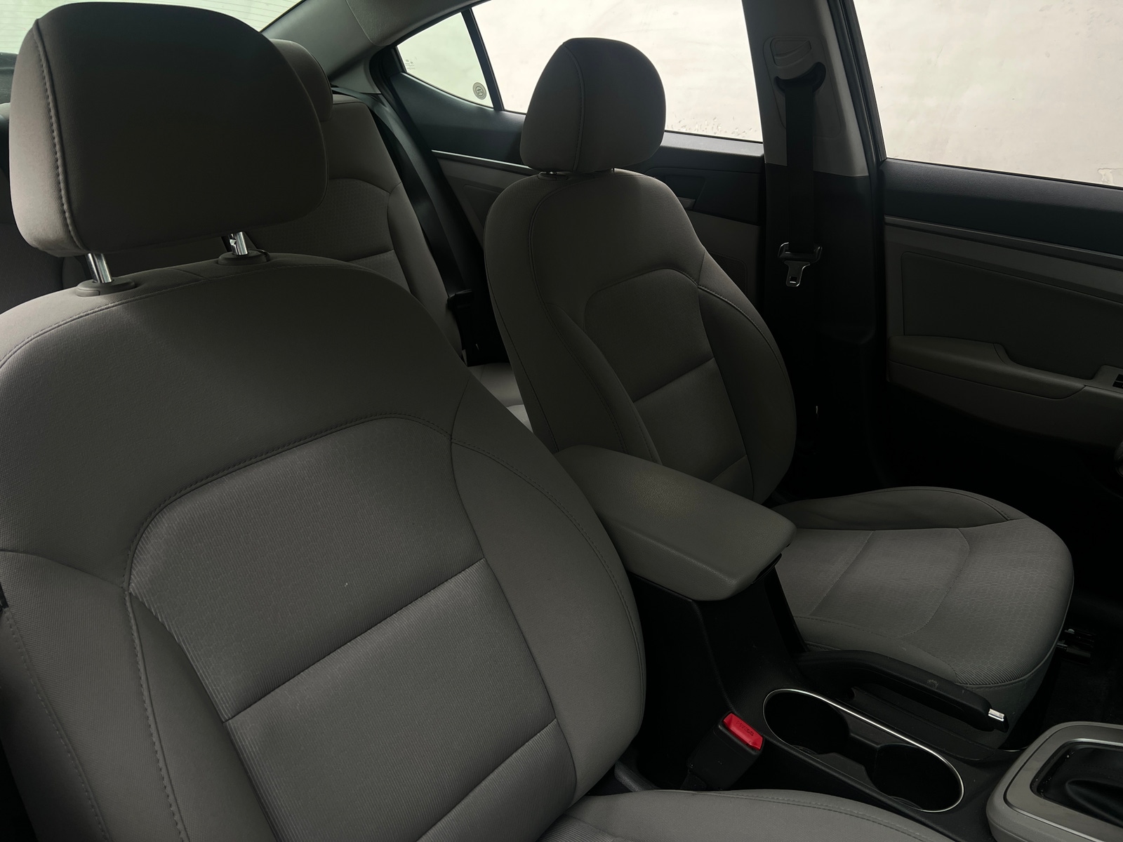 Thumbnail: 2018 Hyundai Elantra - 2