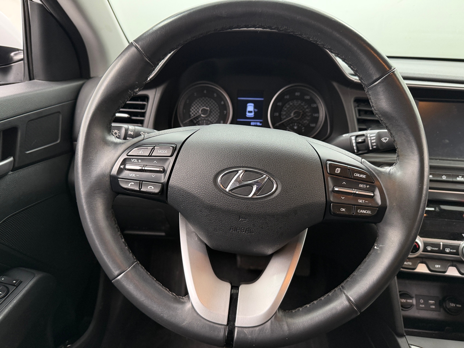 Thumbnail: 2019 Hyundai Elantra - 5