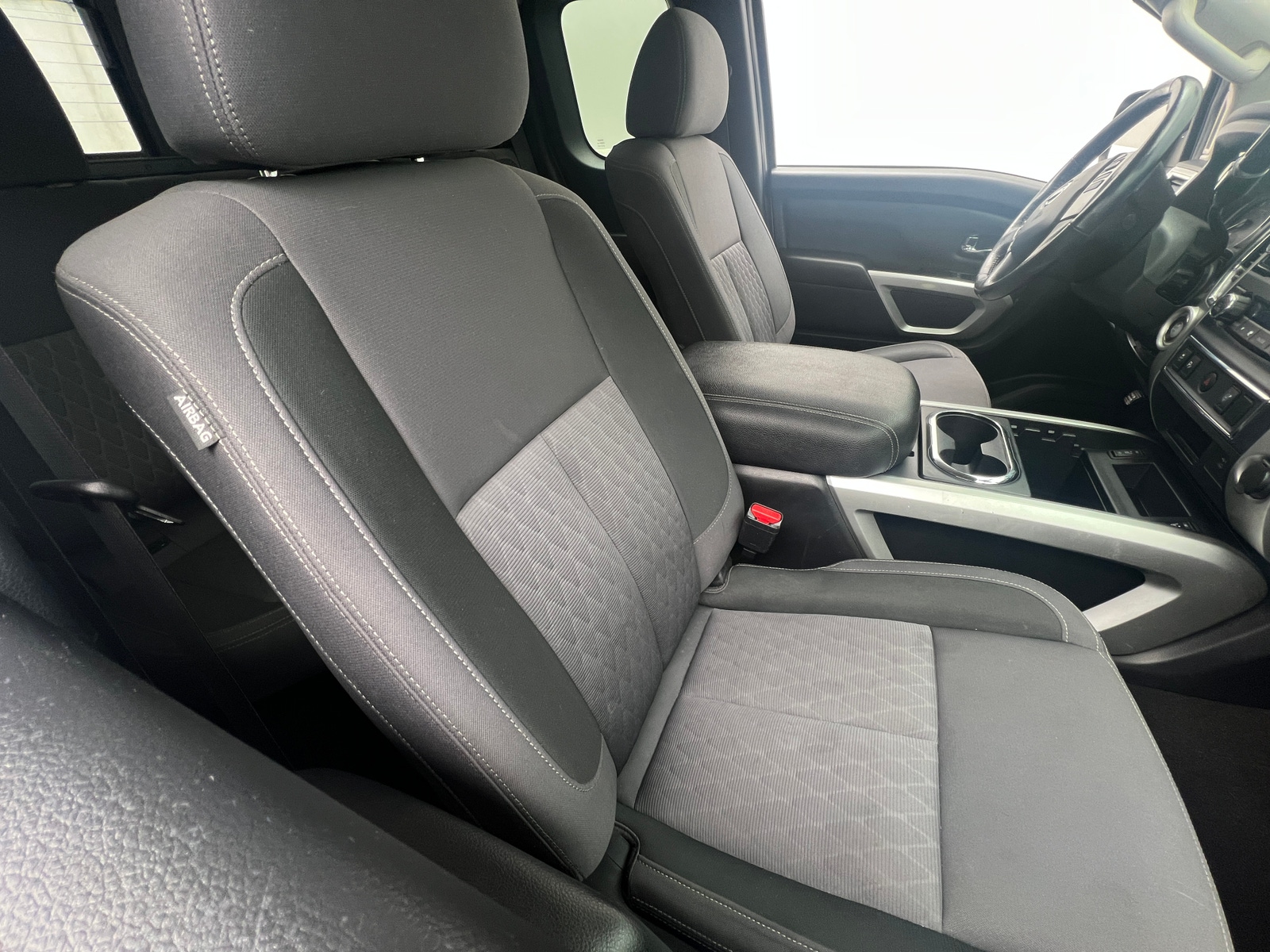 Thumbnail: 2020 Nissan Titan - 2