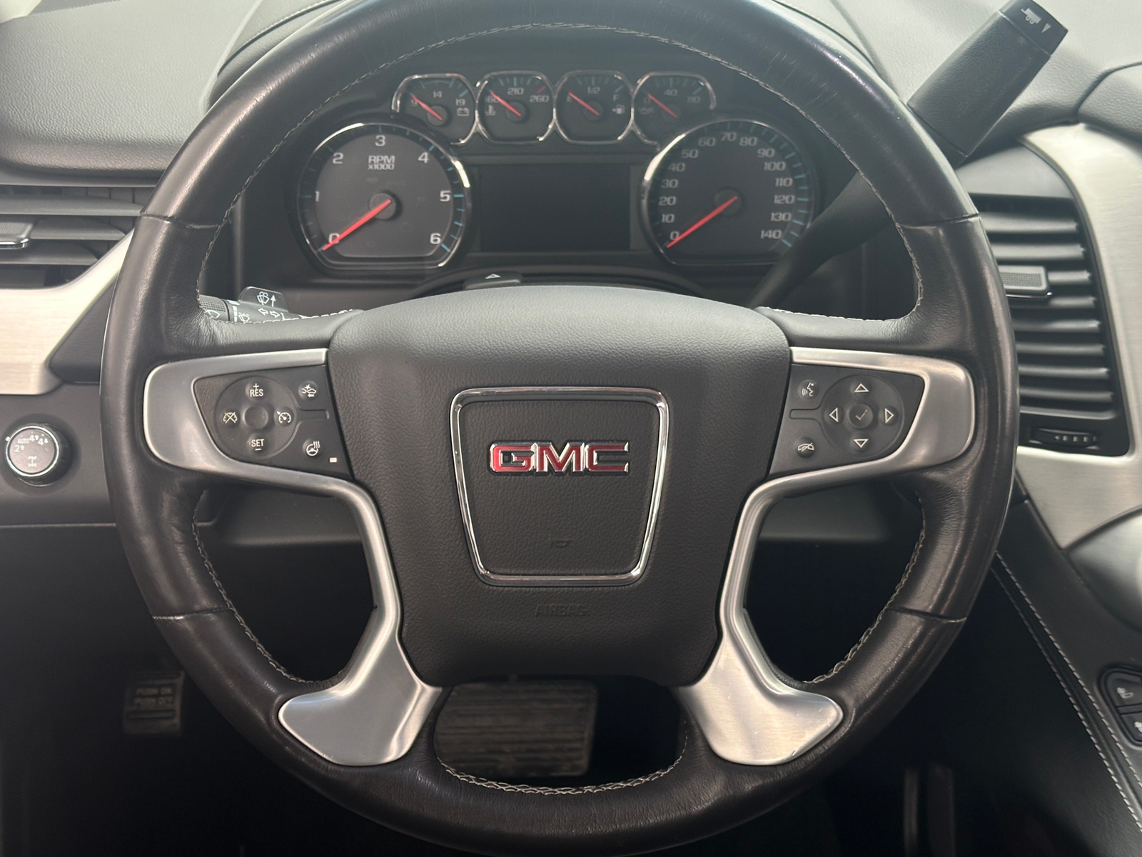 Thumbnail: 2018 GMC Yukon - 4