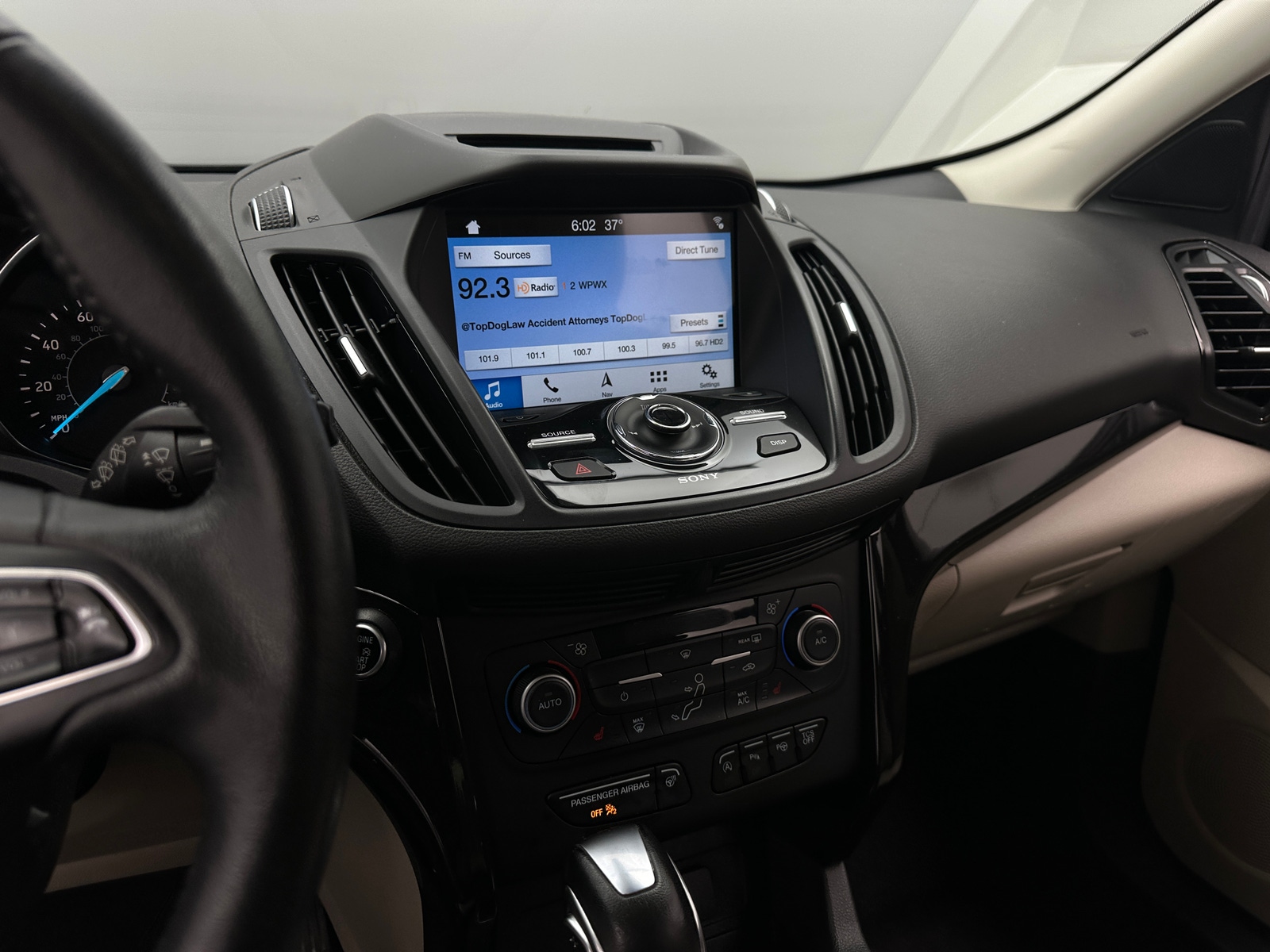 Thumbnail: 2018 Ford Escape - 3