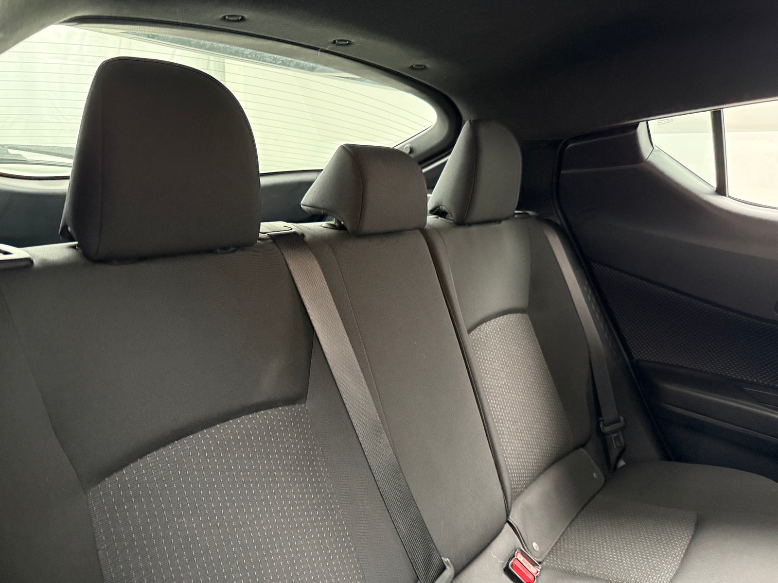 Thumbnail: 2018 Toyota C-HR - 6