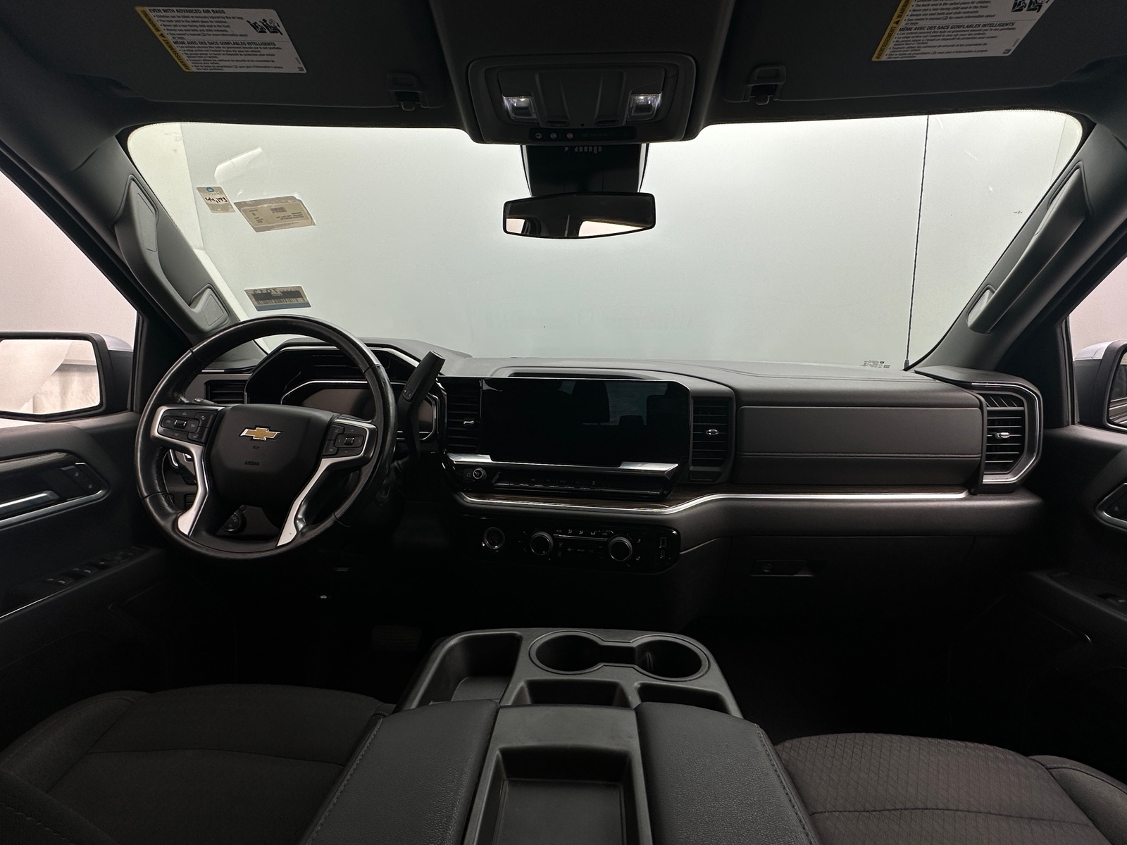 Thumbnail: 2022 Chevrolet Silverado 1500 - 3