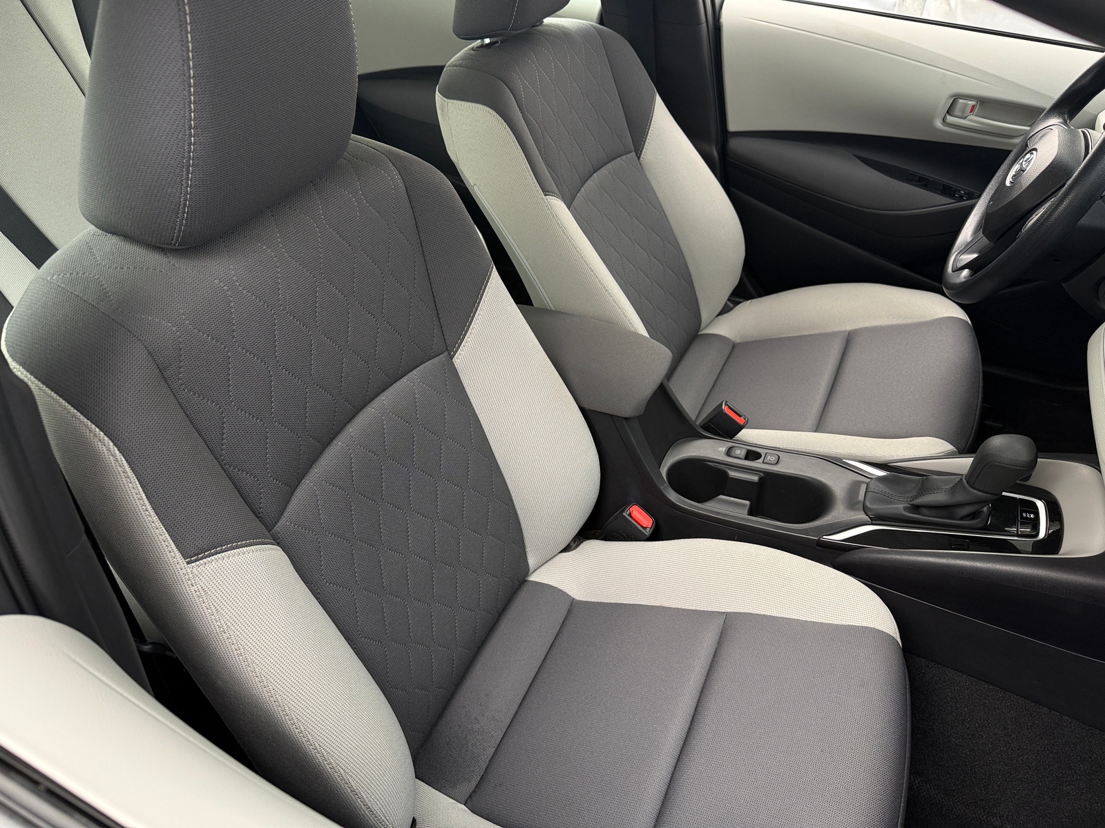 Thumbnail: 2025 Toyota Corolla - 2