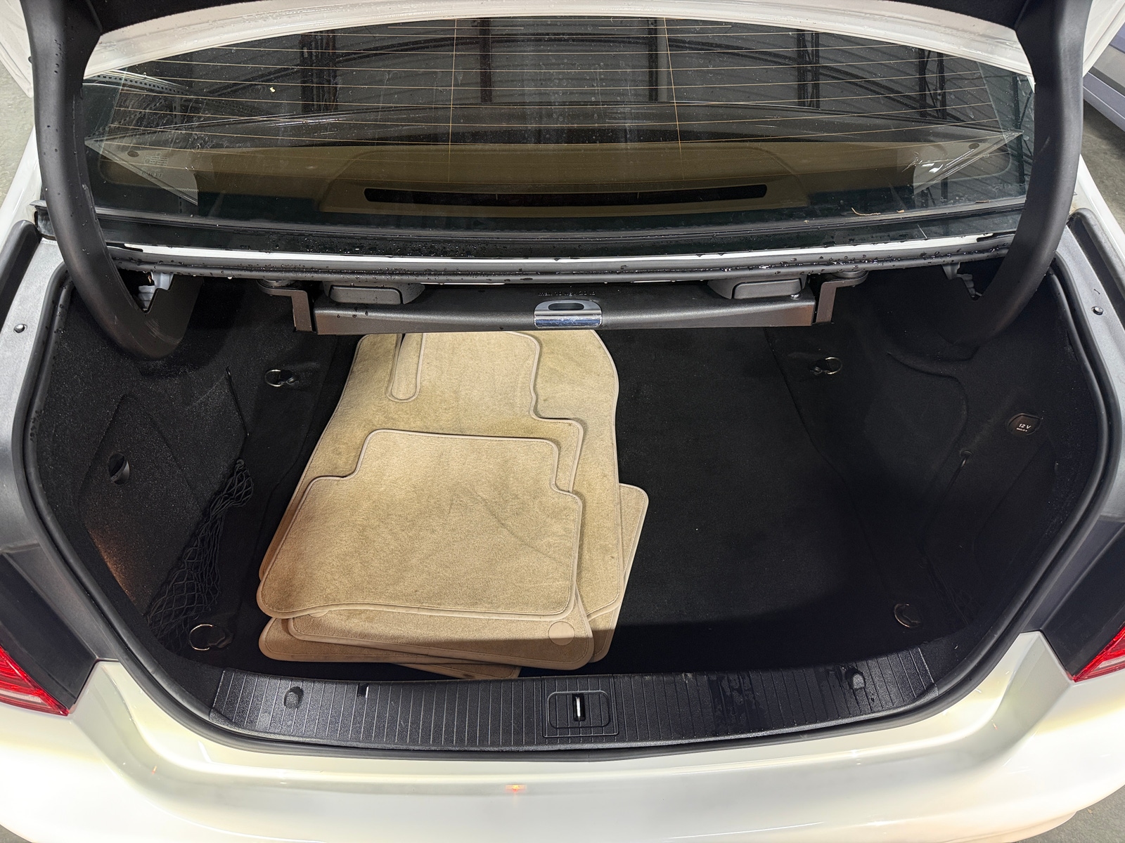 Thumbnail: 2014 Mercedes-Benz E-Class - 6