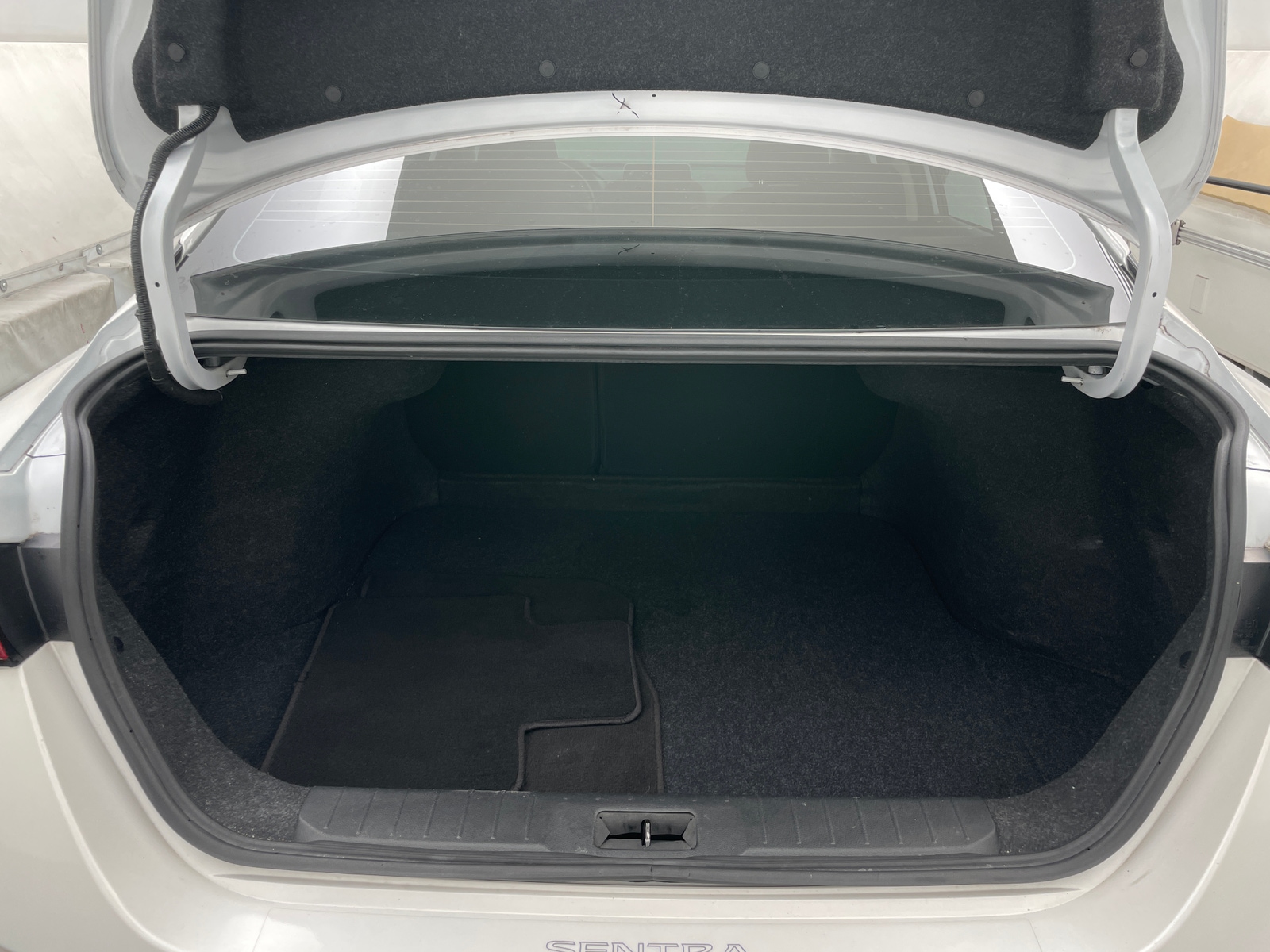 Thumbnail: 2021 Nissan Sentra - 7